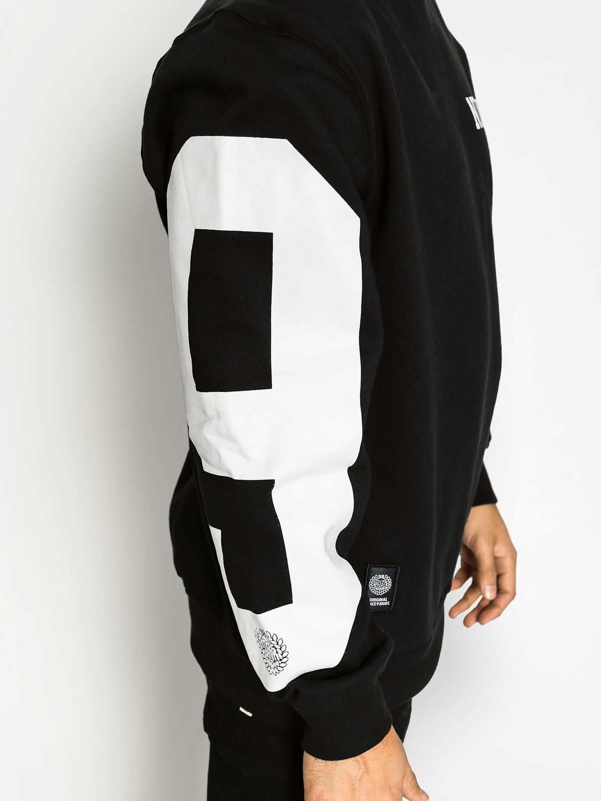 MassDnm Sweatshirt 9 Eight (black)