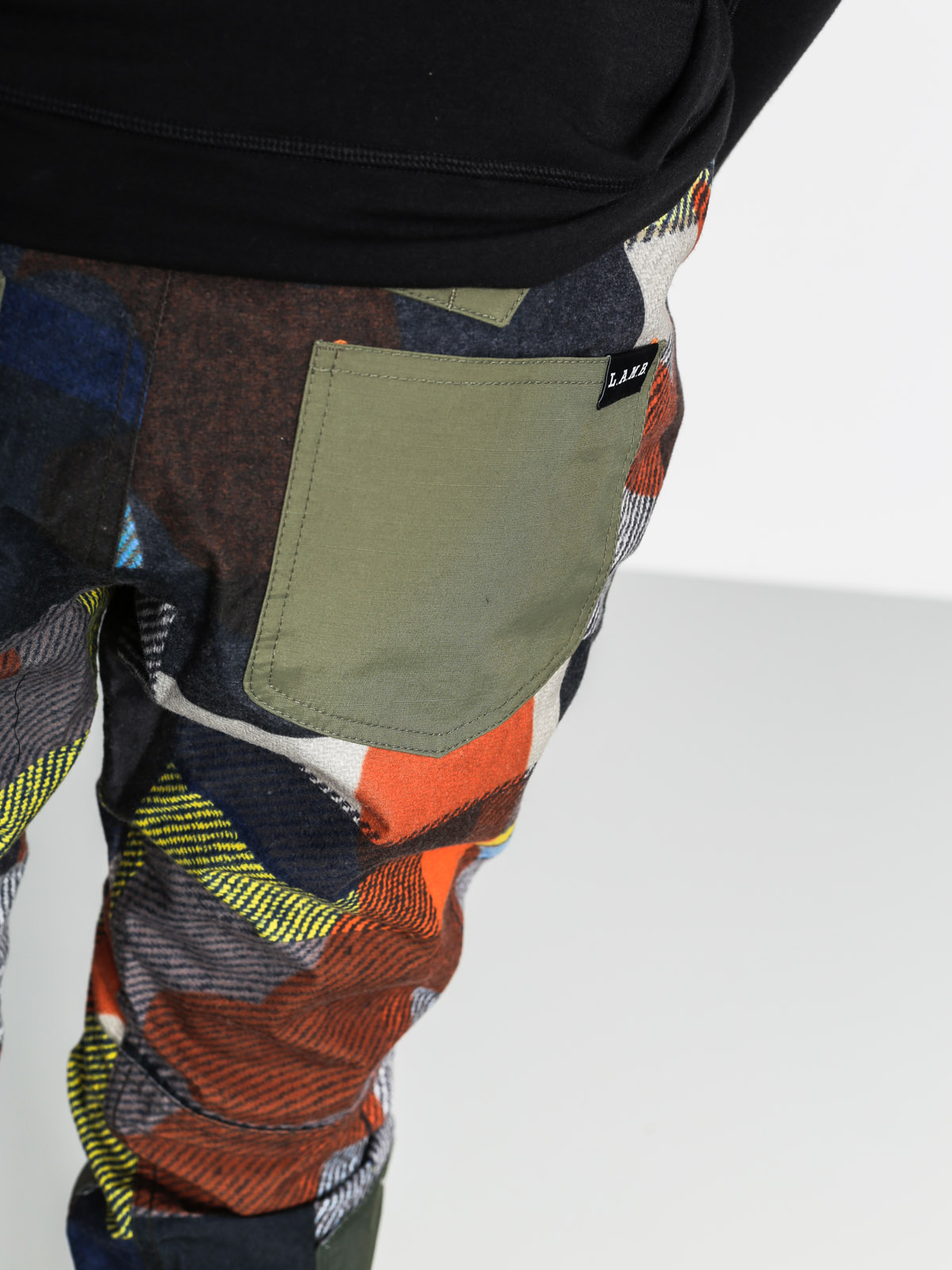 Womens Burton Snowboard pants Lamb Buju Cargo (camo plaid)