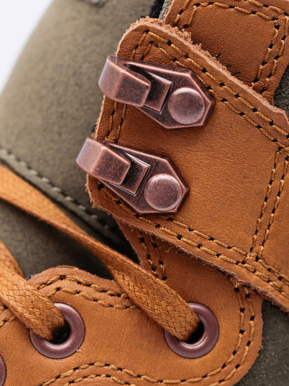 Supra Winter shoes Vaider CW (bonebrwn/dplchn gryvlt/blk)