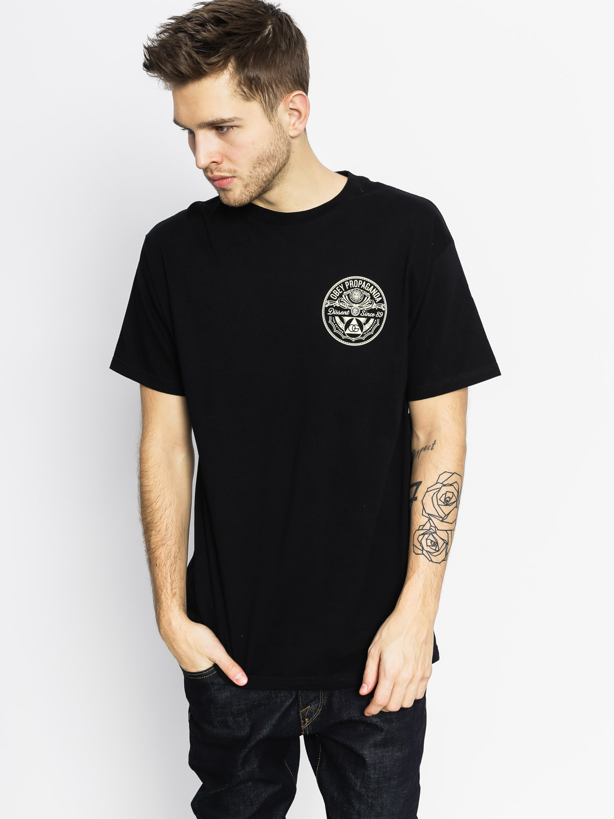 OBEY T-shirt Pyramid Of Dissent Premium (black)