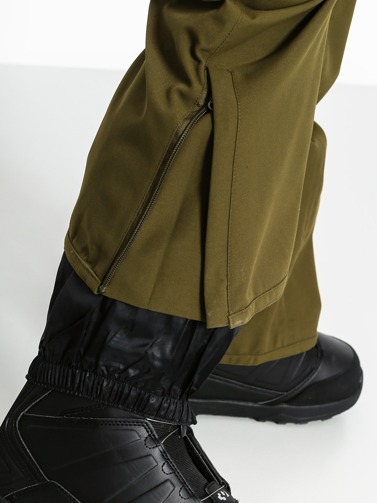 Womens Westbeach Snowboard pants Amery (olive)