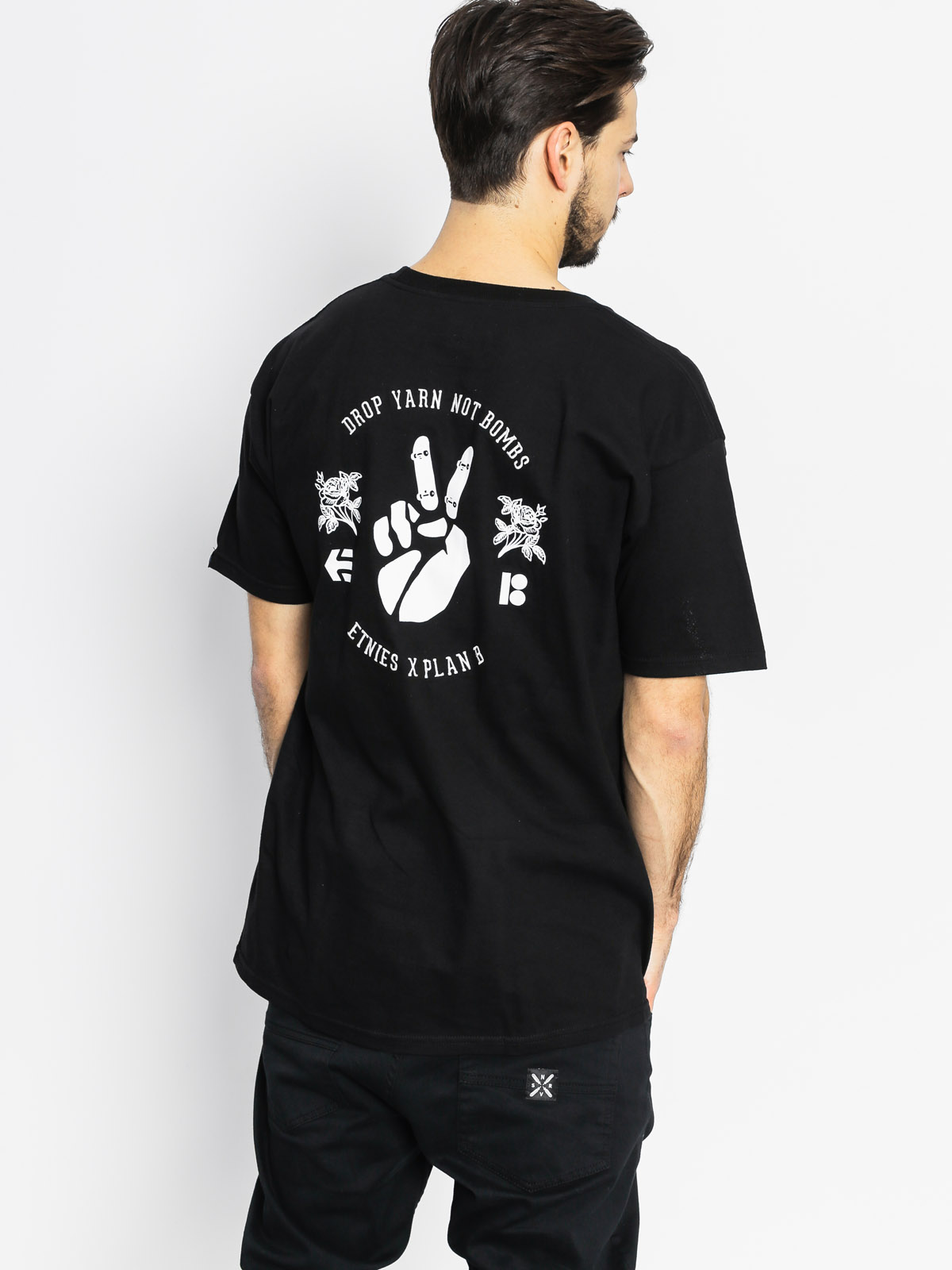 Etnies T-shirt Yarn Bomb (black)