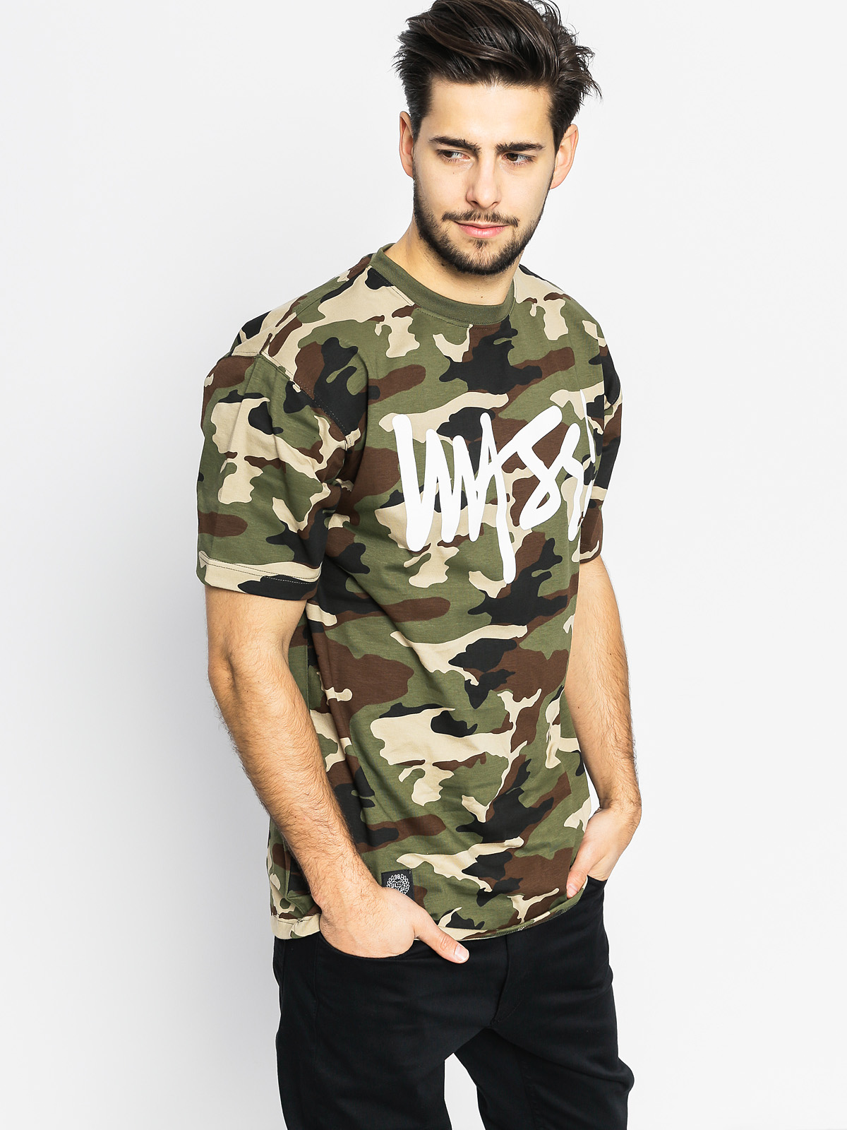 MassDnm T-shirt Signature (woodland camo)