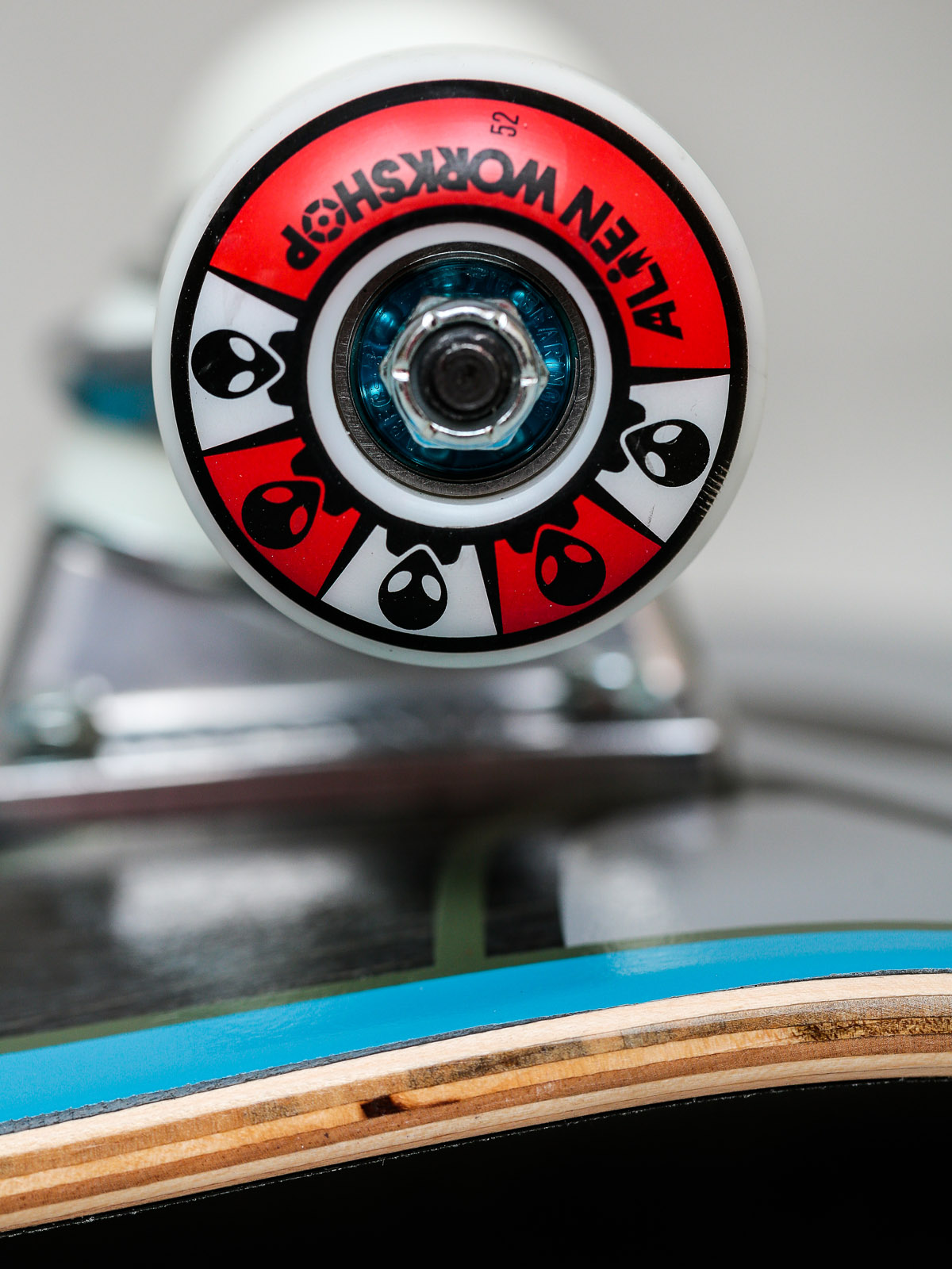 Alienworkshop Skateboard Bar Logo (blue)