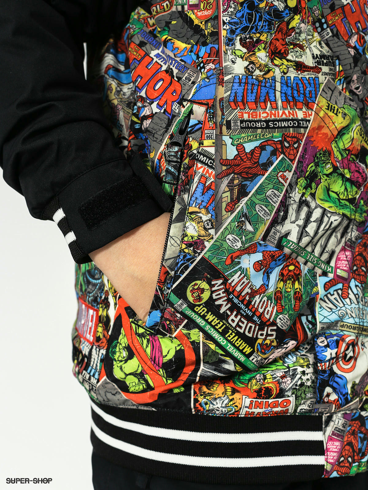 Marvel shop snowboard jacket