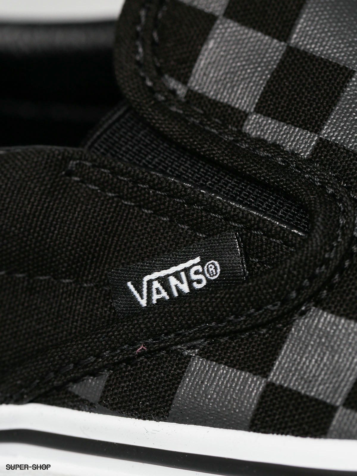 vans checkerboard slip on black black