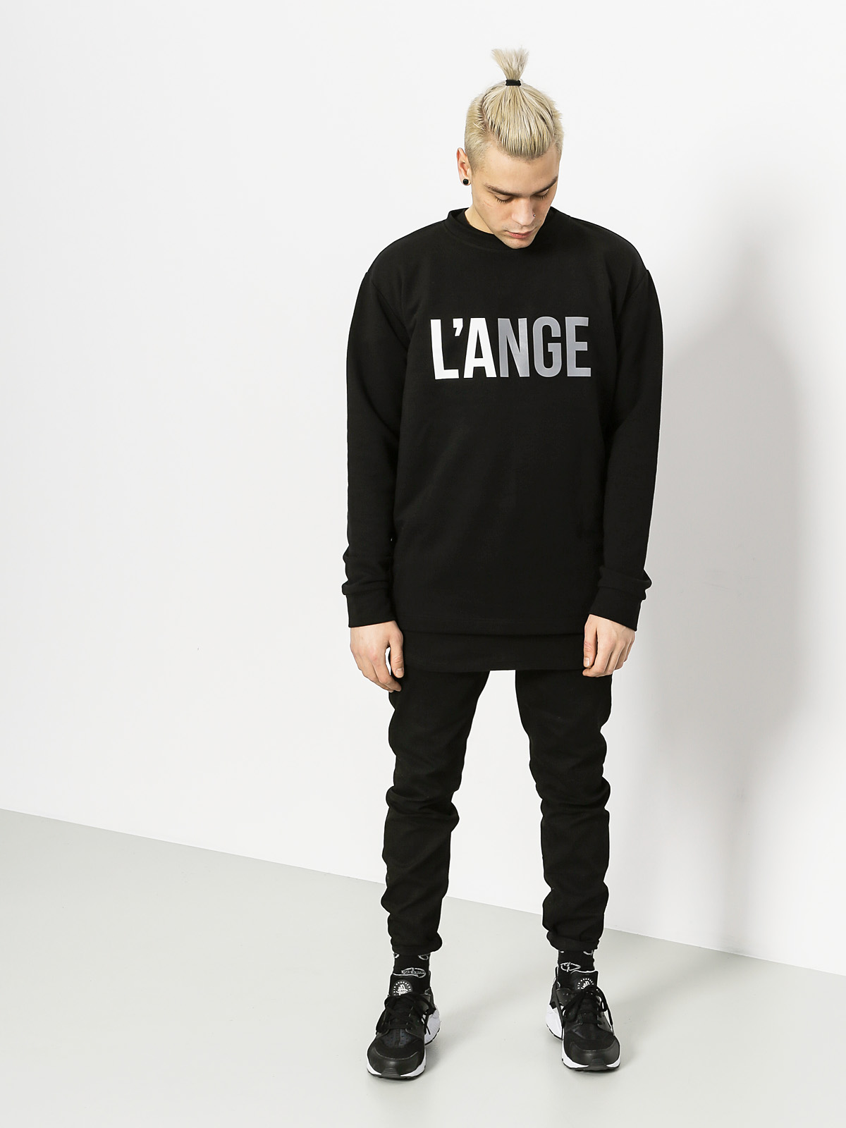 Urban Flavours Sweatshirt Name Lange (black)