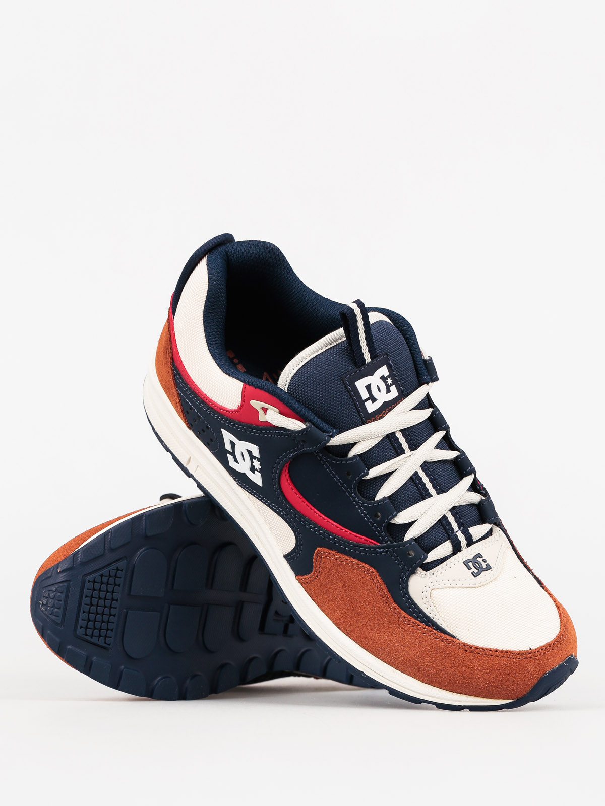 dc shoes tan