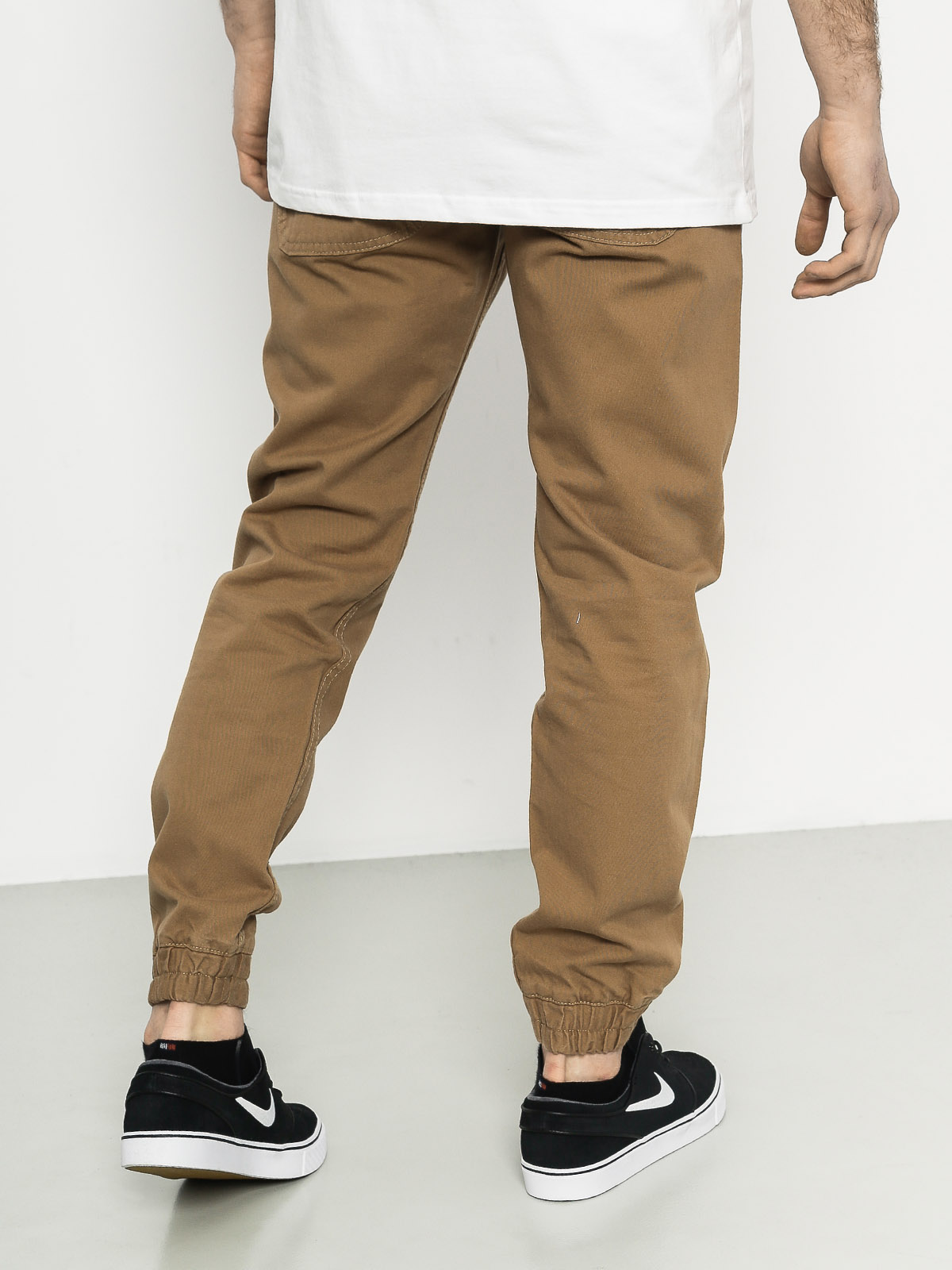 MassDnm Pants Base Jogger Sneaker Fit (light brown)