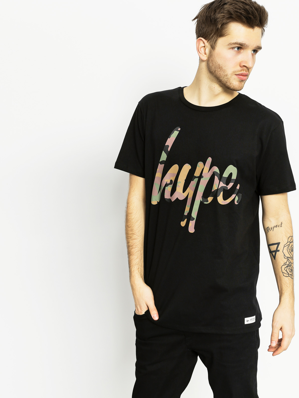 Hype T-shirt Camo Script (black)