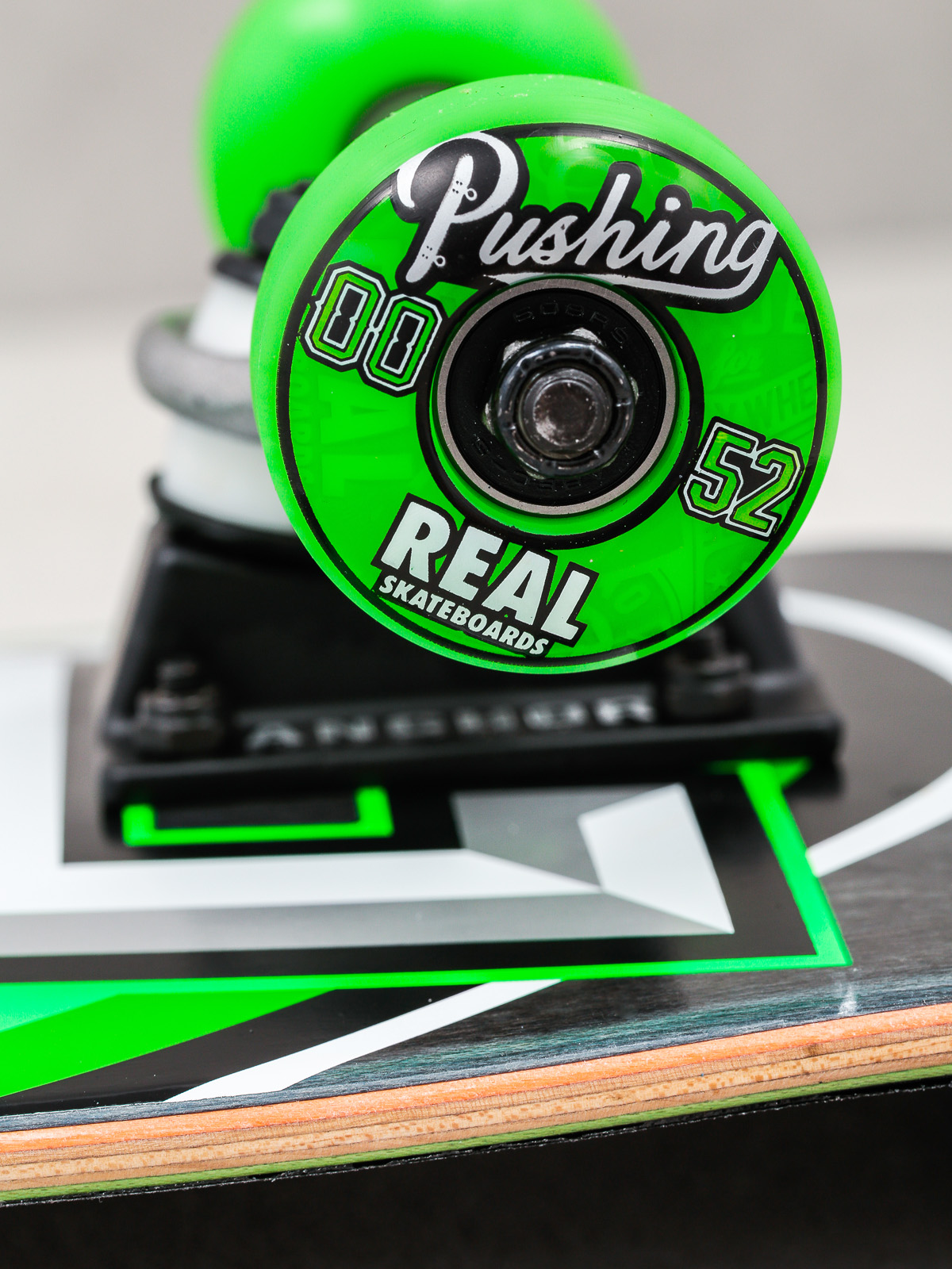 Real Skateboard Alumni (black/green)