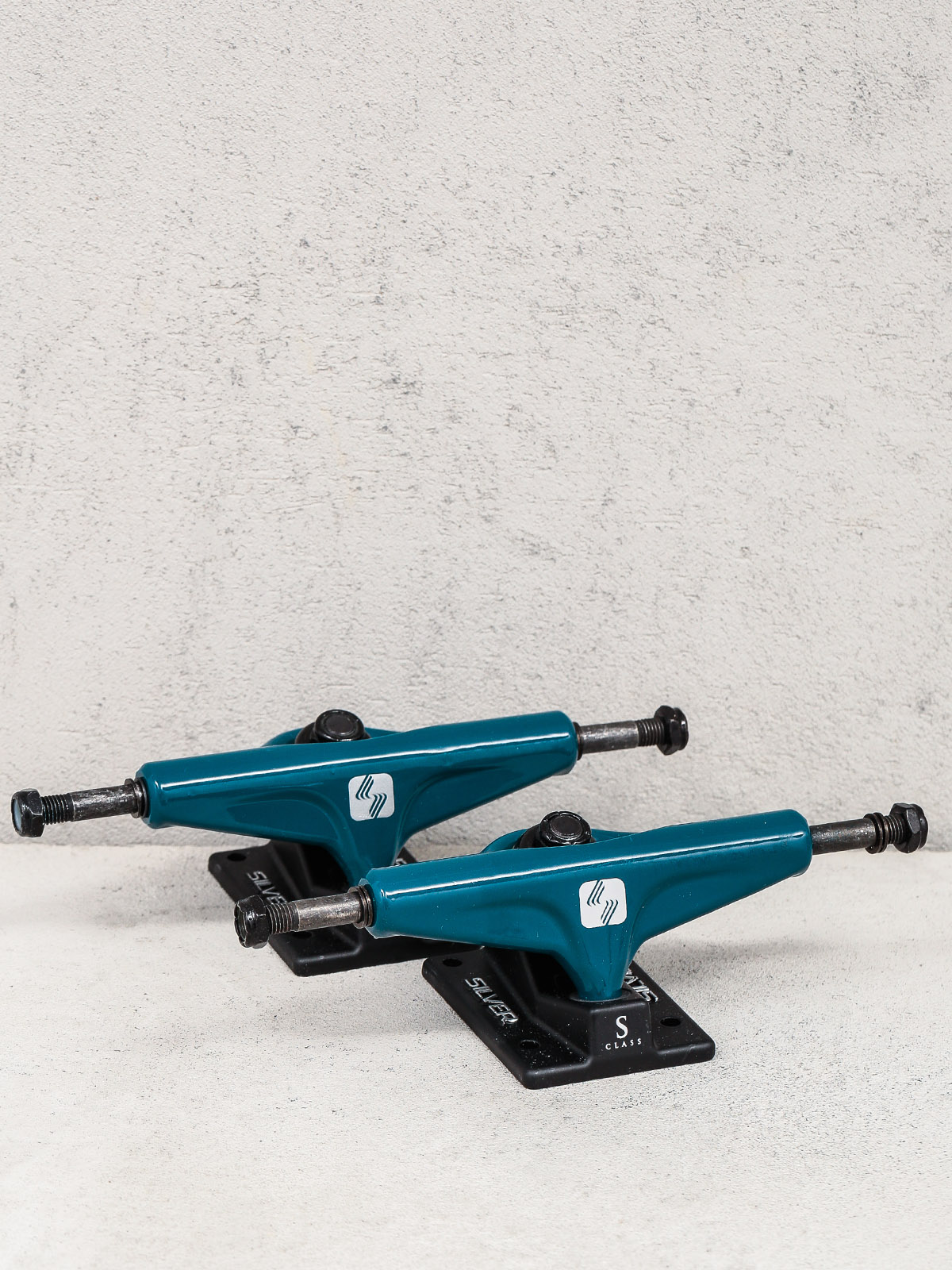 Silver Trucks S Class (teal/black)