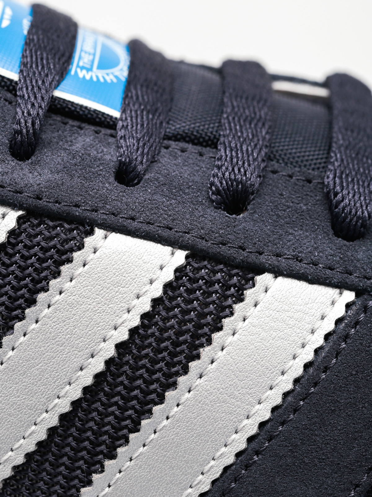 adidas Shoes La Trainer Og (legink/msilve/ntnavy)