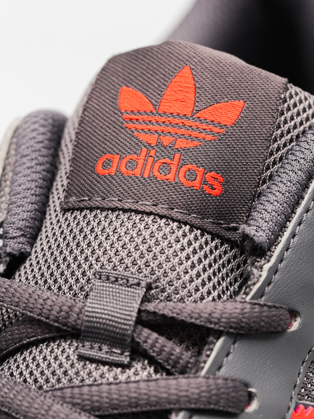 adidas Schuhe Zx 750 (granit/energy/cblack)