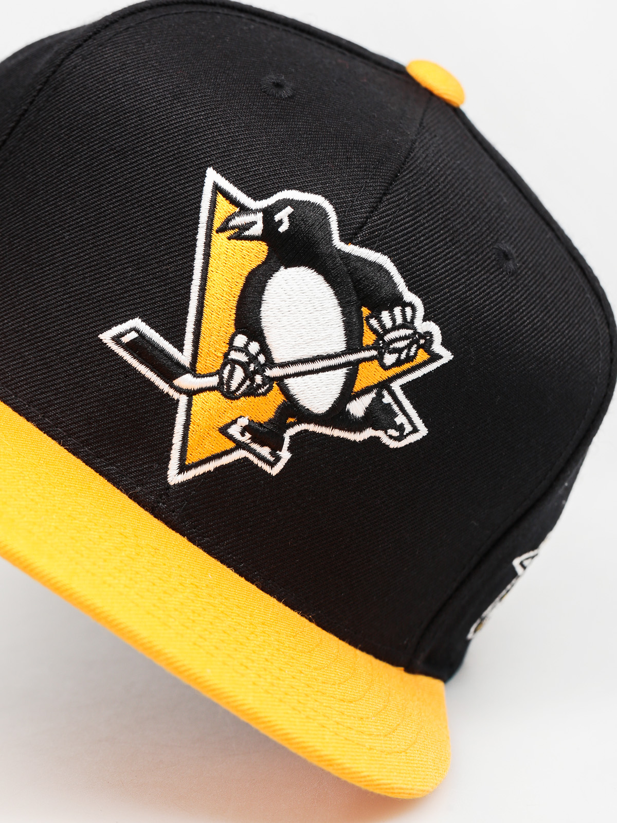 mitchell and ness penguins snapback