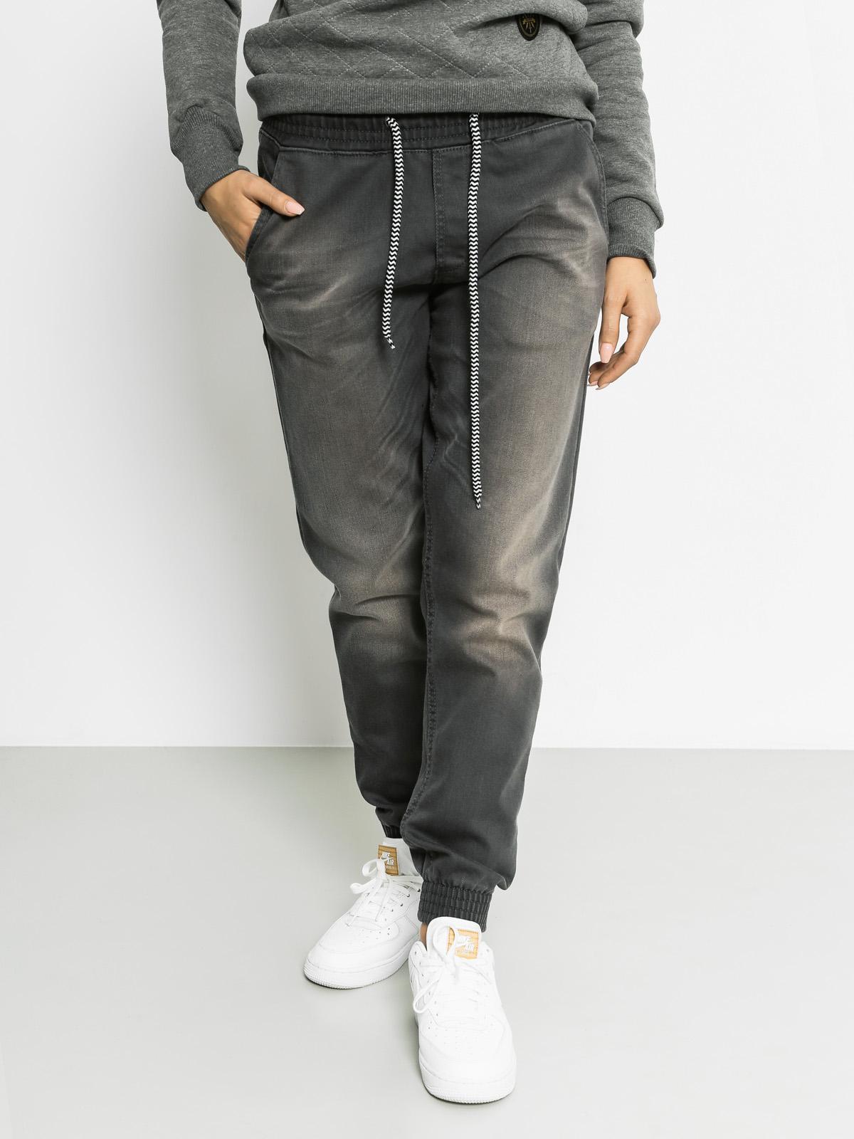 grey jogger jeans