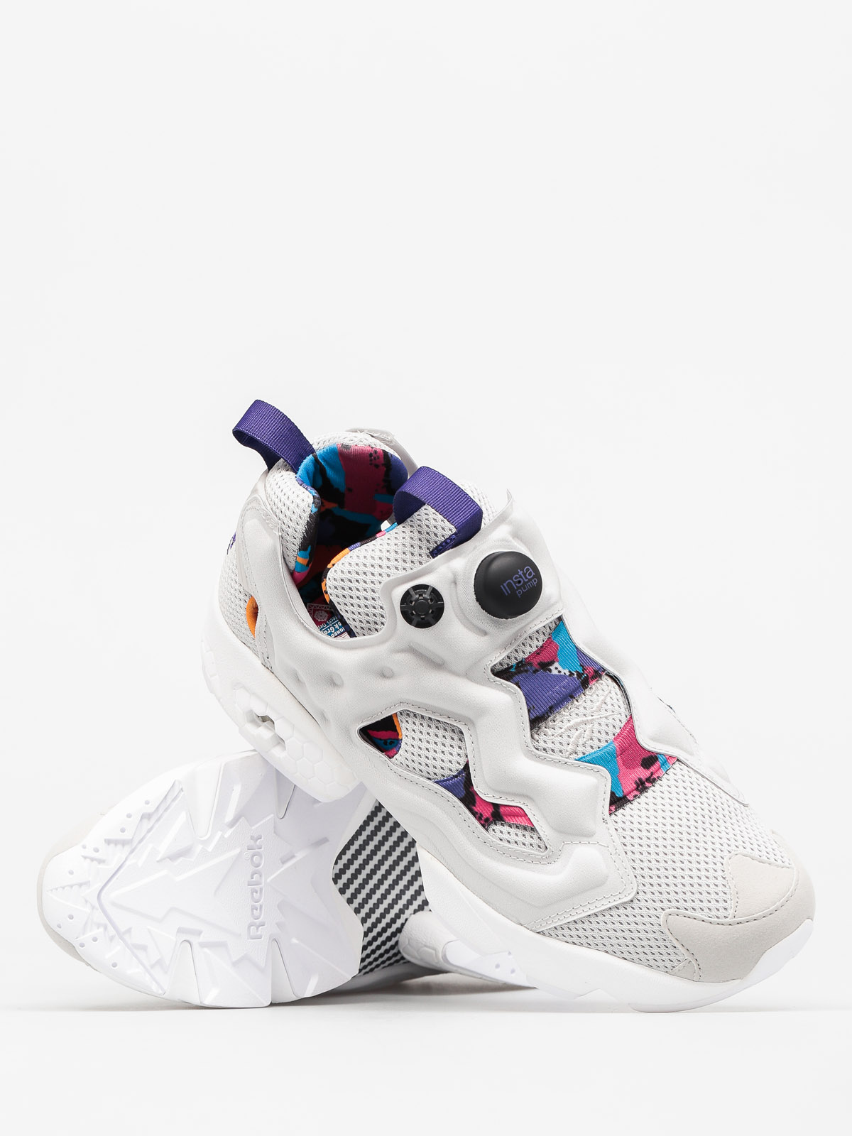 pump fury grey white