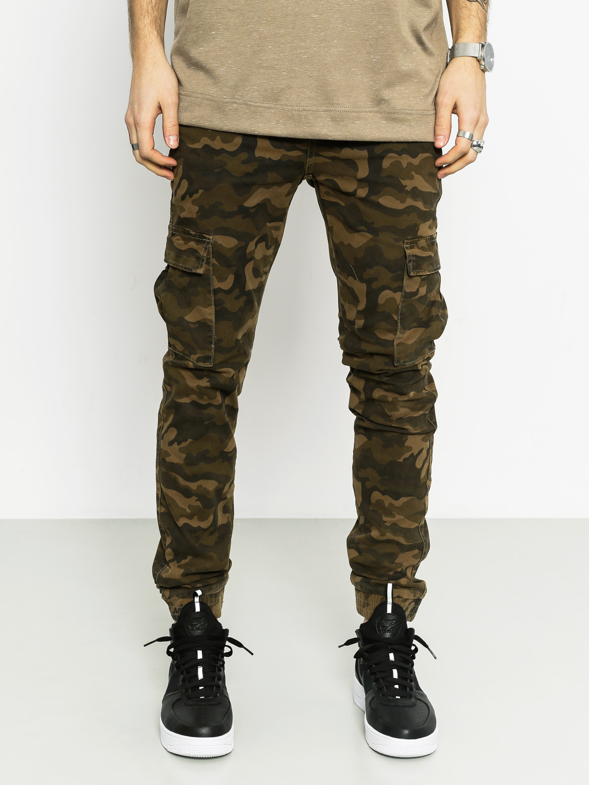 Sixth June Hose Sayano Jogger (camo)