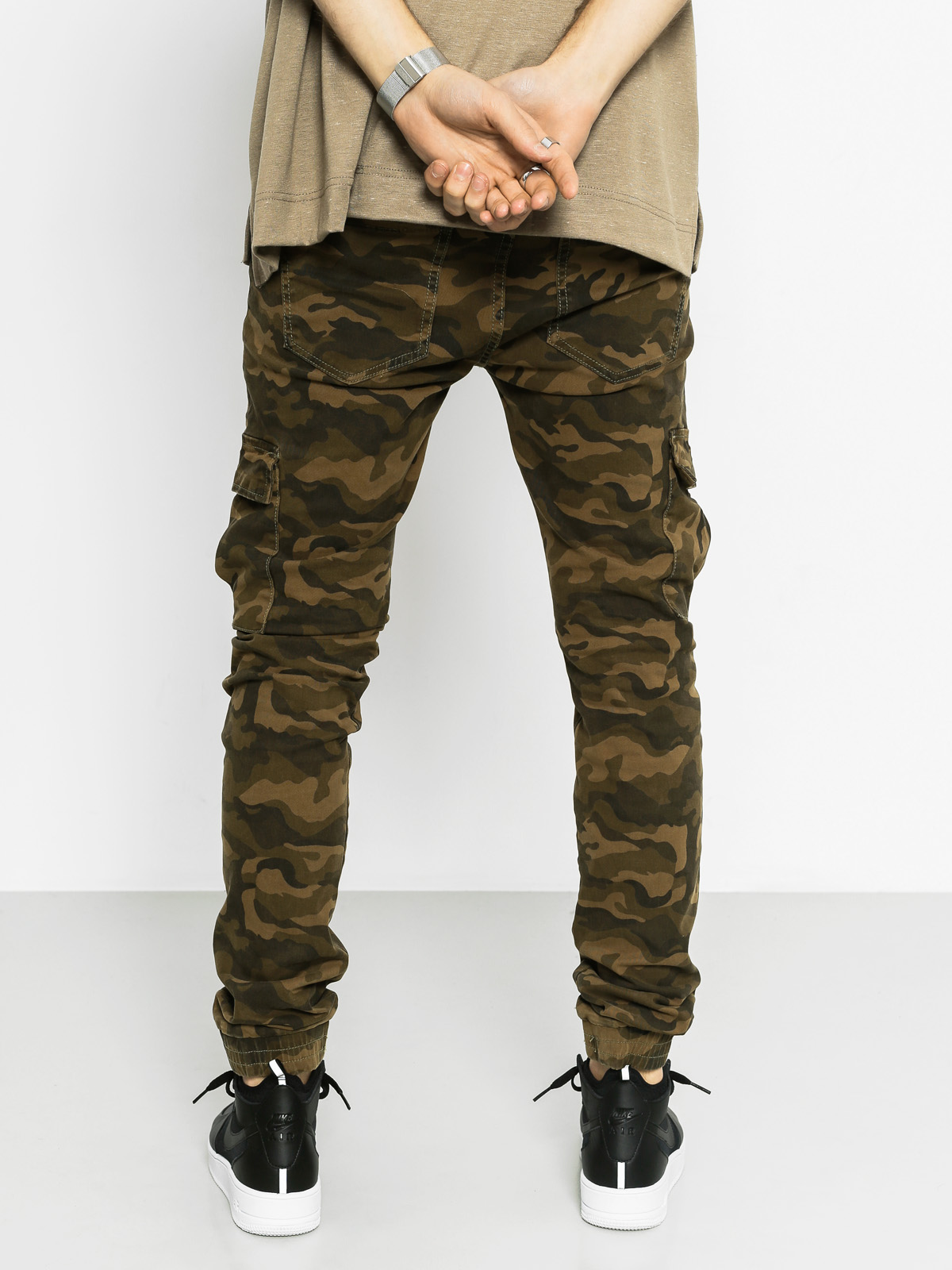 Sixth June Hose Sayano Jogger (camo)