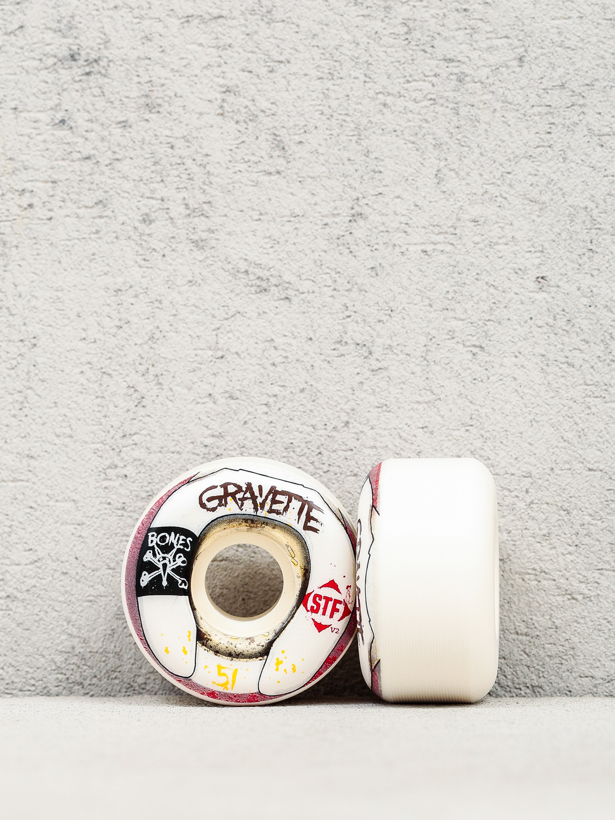 Bones Wheels Gravette Wasted Life Streettech Formula V2 (white/red)