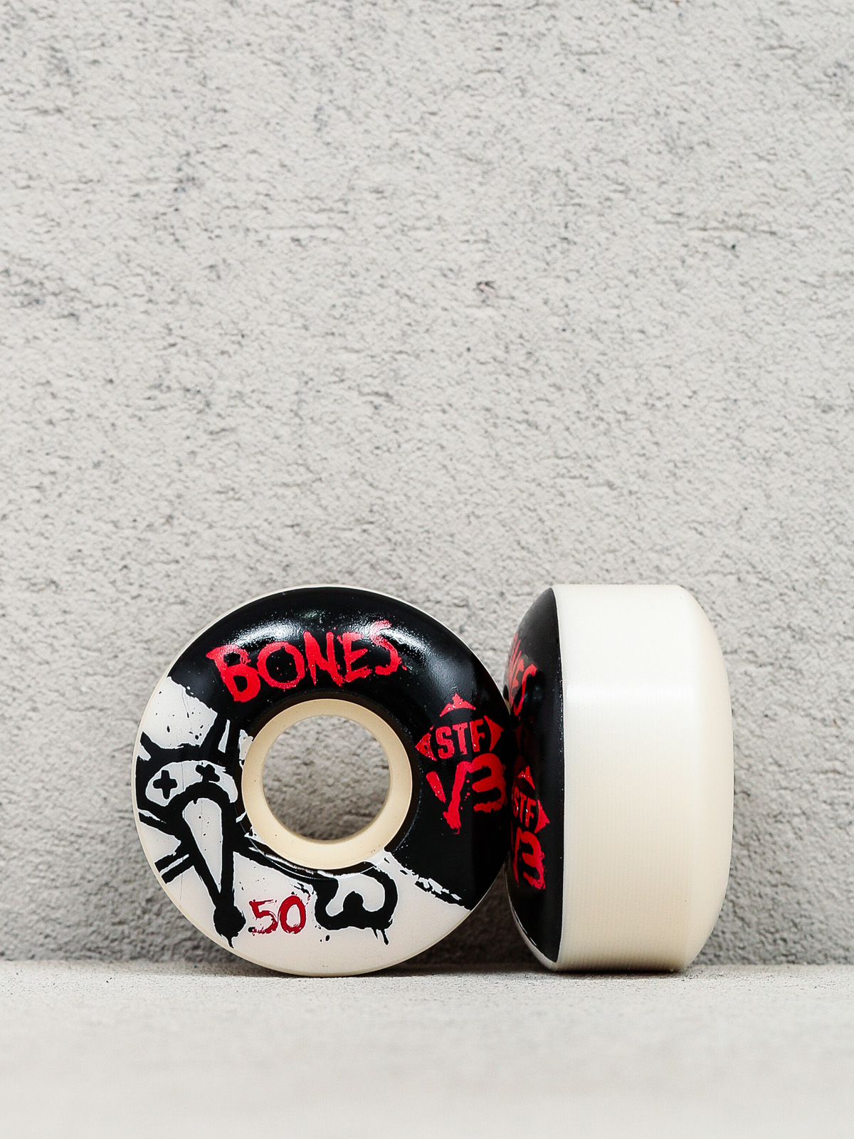 Bones Rollen V3 Series Streettech Formula (black/white)