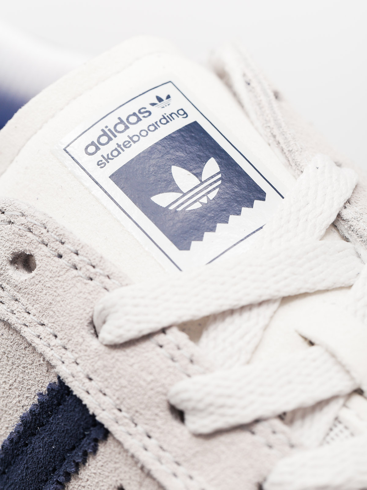 adidas Shoes Superstar Vulc Adv (crywht/conavy/ftwwht)