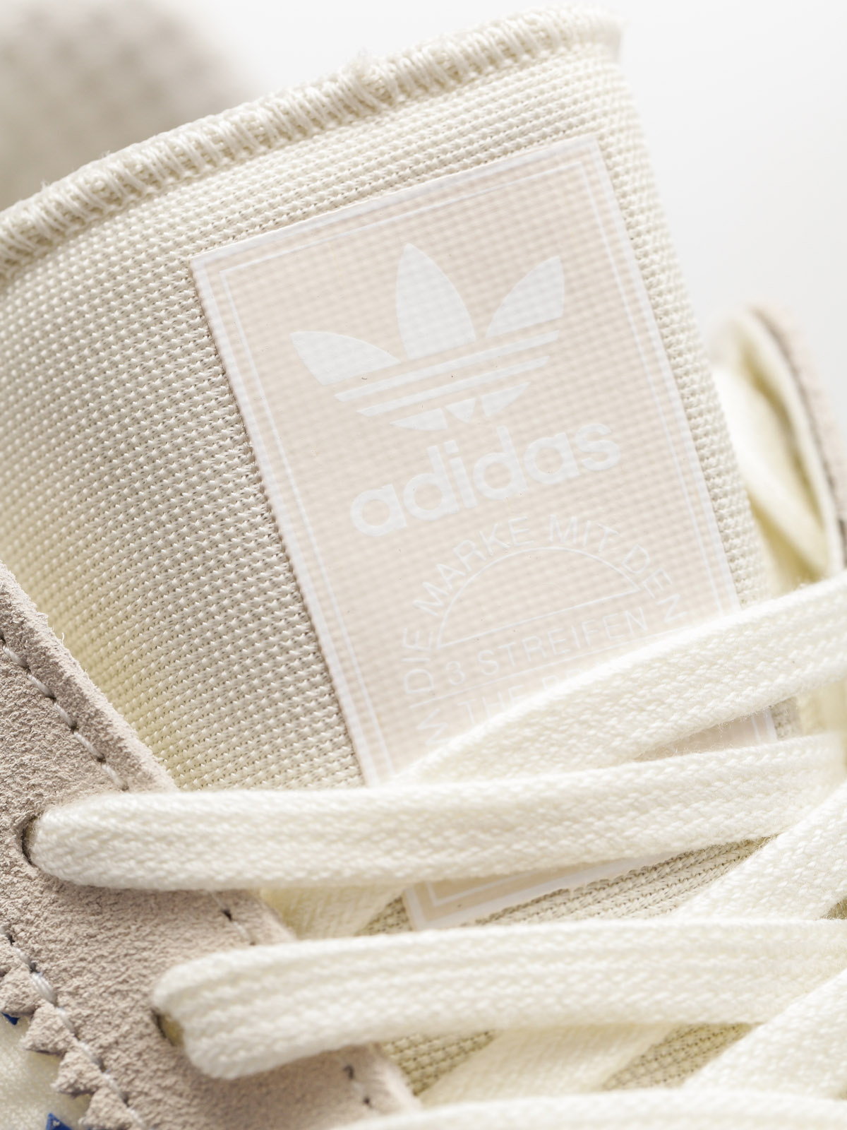 adidas Shoes Iniki Runner (owhite/blue/corred)