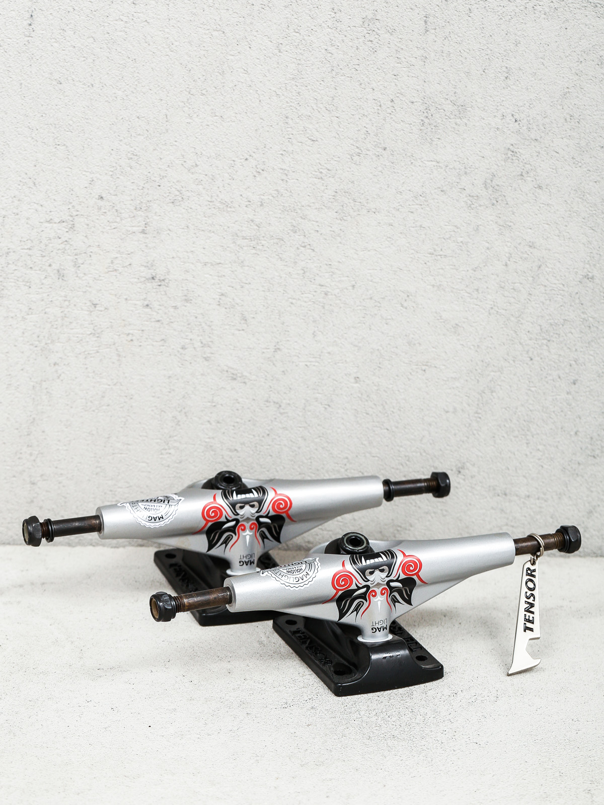 Tensor Trucks Daewon Mask Lo Maglight (silver/black)