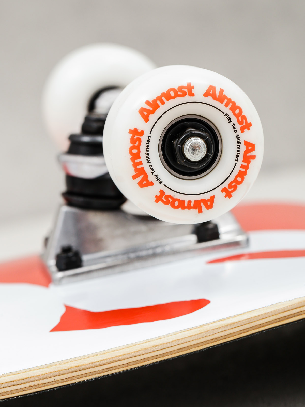 Almost Skateboard Side Pipe (red)