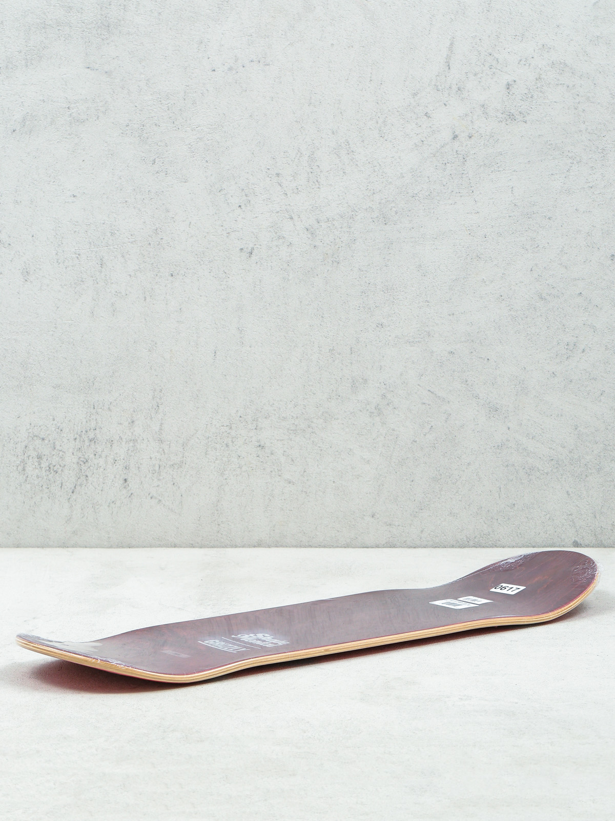 Grizzly Griptape Deck Skate Mental Maul Grab (red)