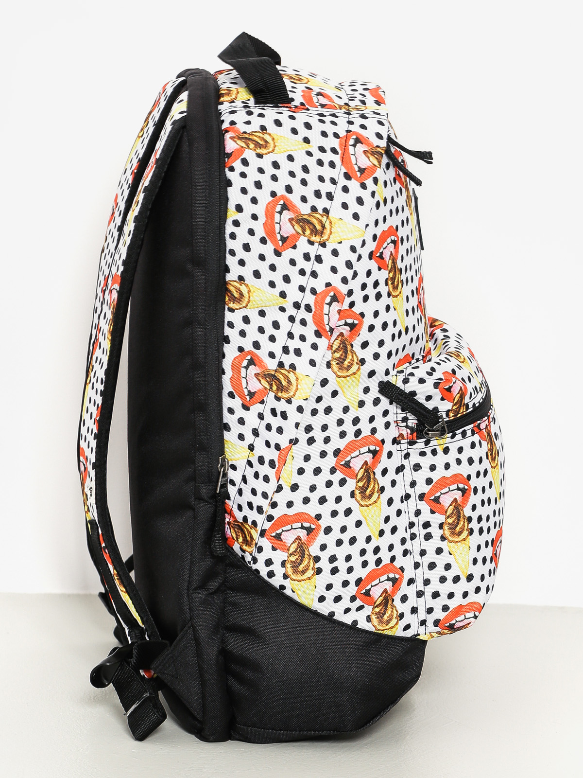 vans tiburon backpack