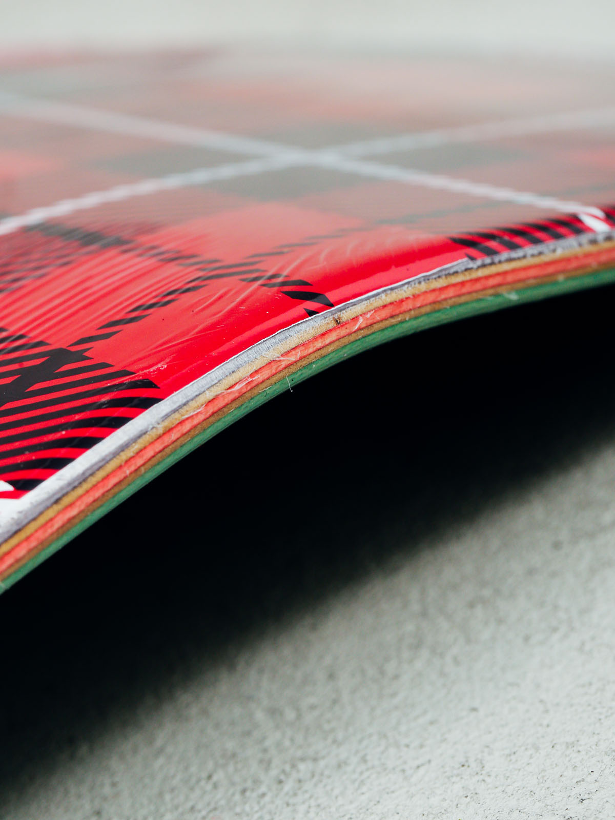 Enjoi Deck Textiles R7 (black/red/white)