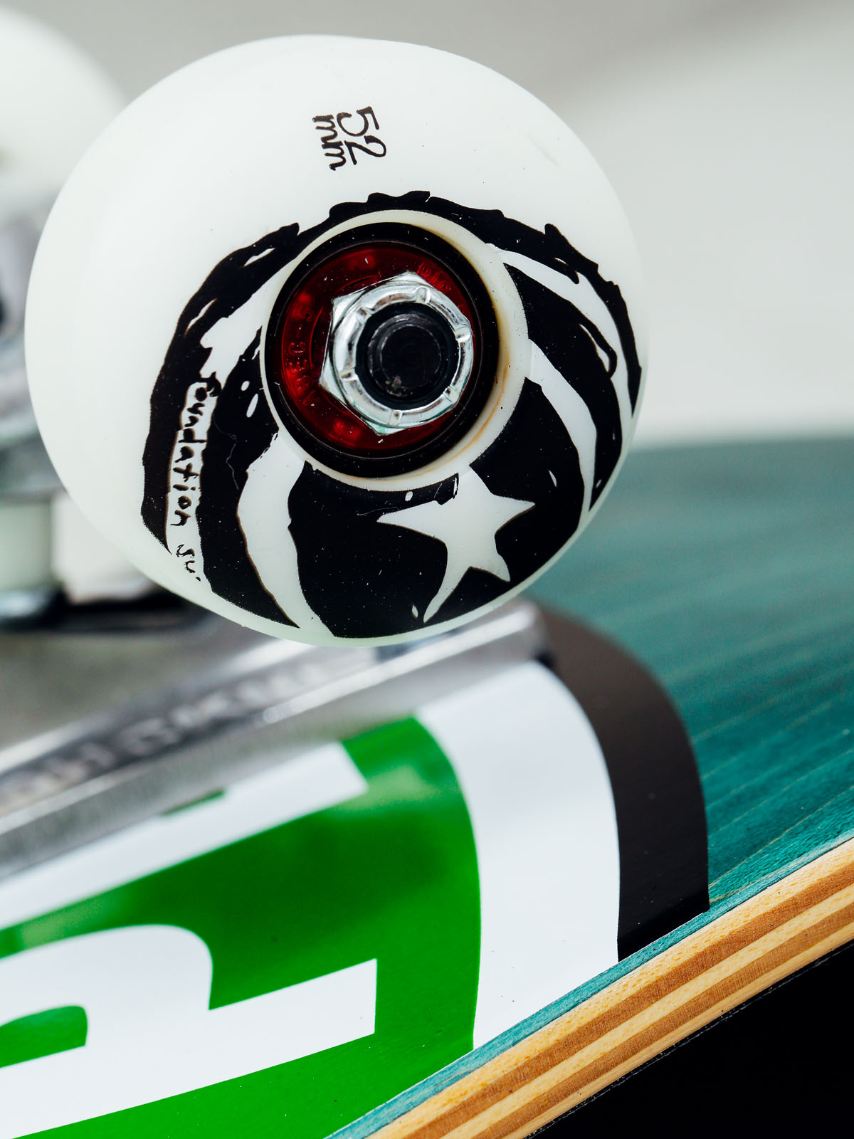 Foundation Skateboard Super Co Classic (maple/white)