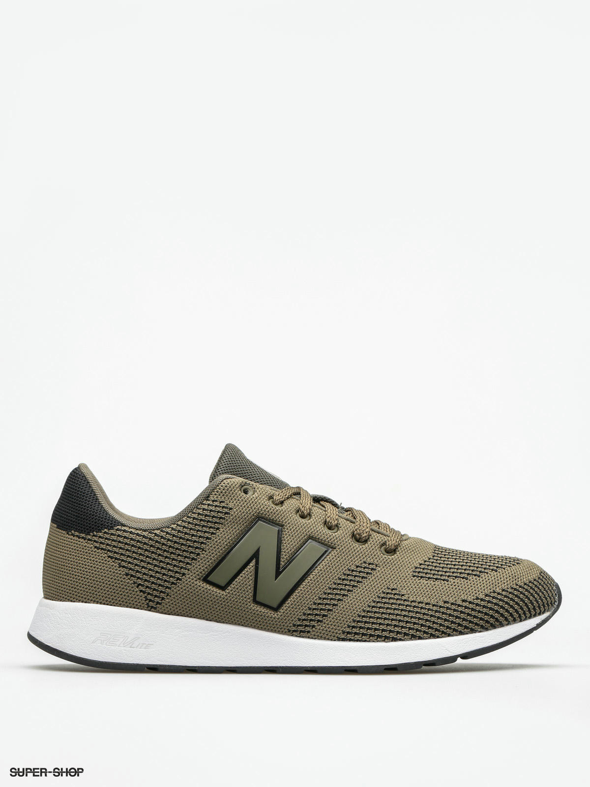 New balance 420 trainers khaki white hotsell