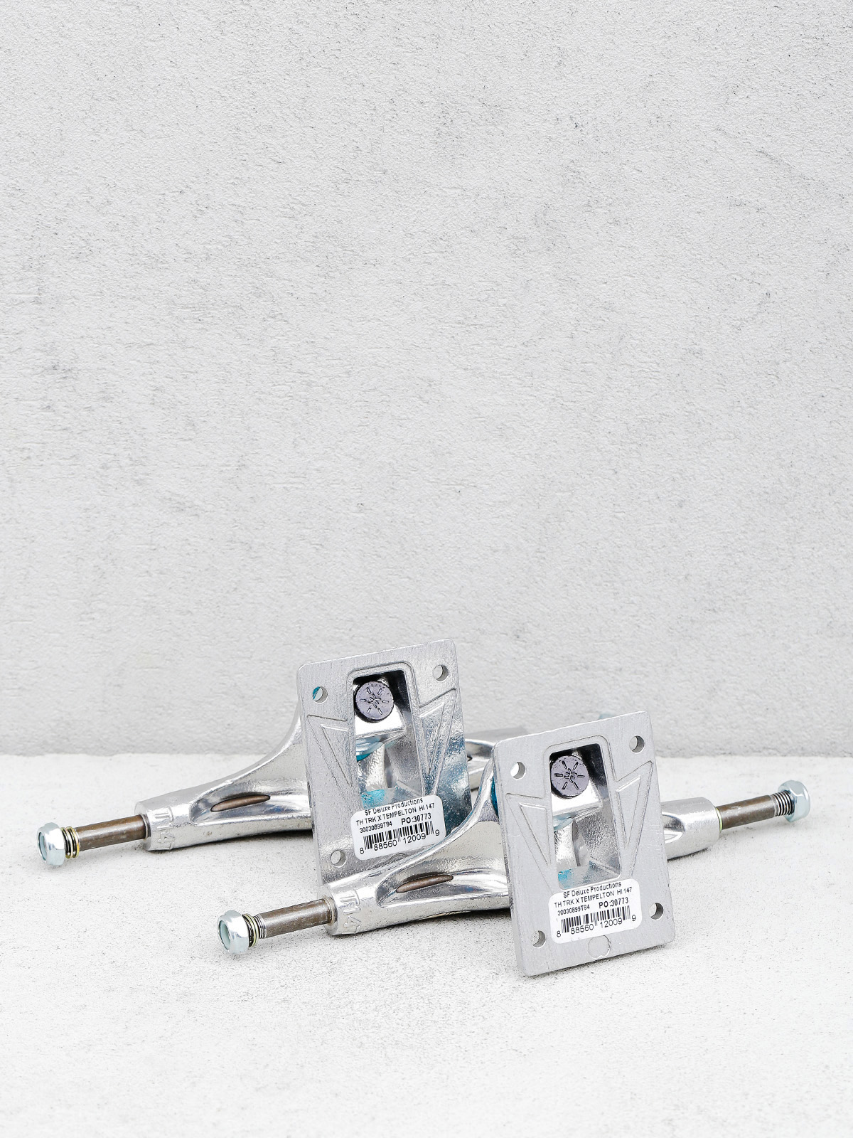 Thunder Trucks X Tempelton Hi (silver)