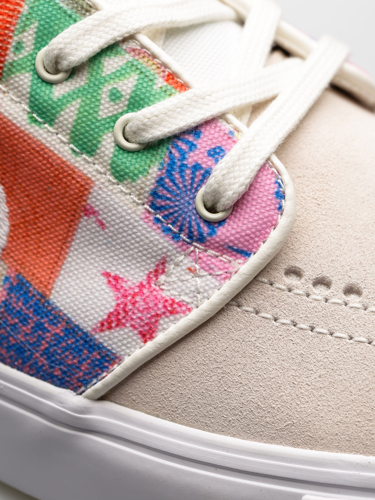 Nike SB Shoes Zoom Stefan Janoski (sail/white multi color metallic gold)