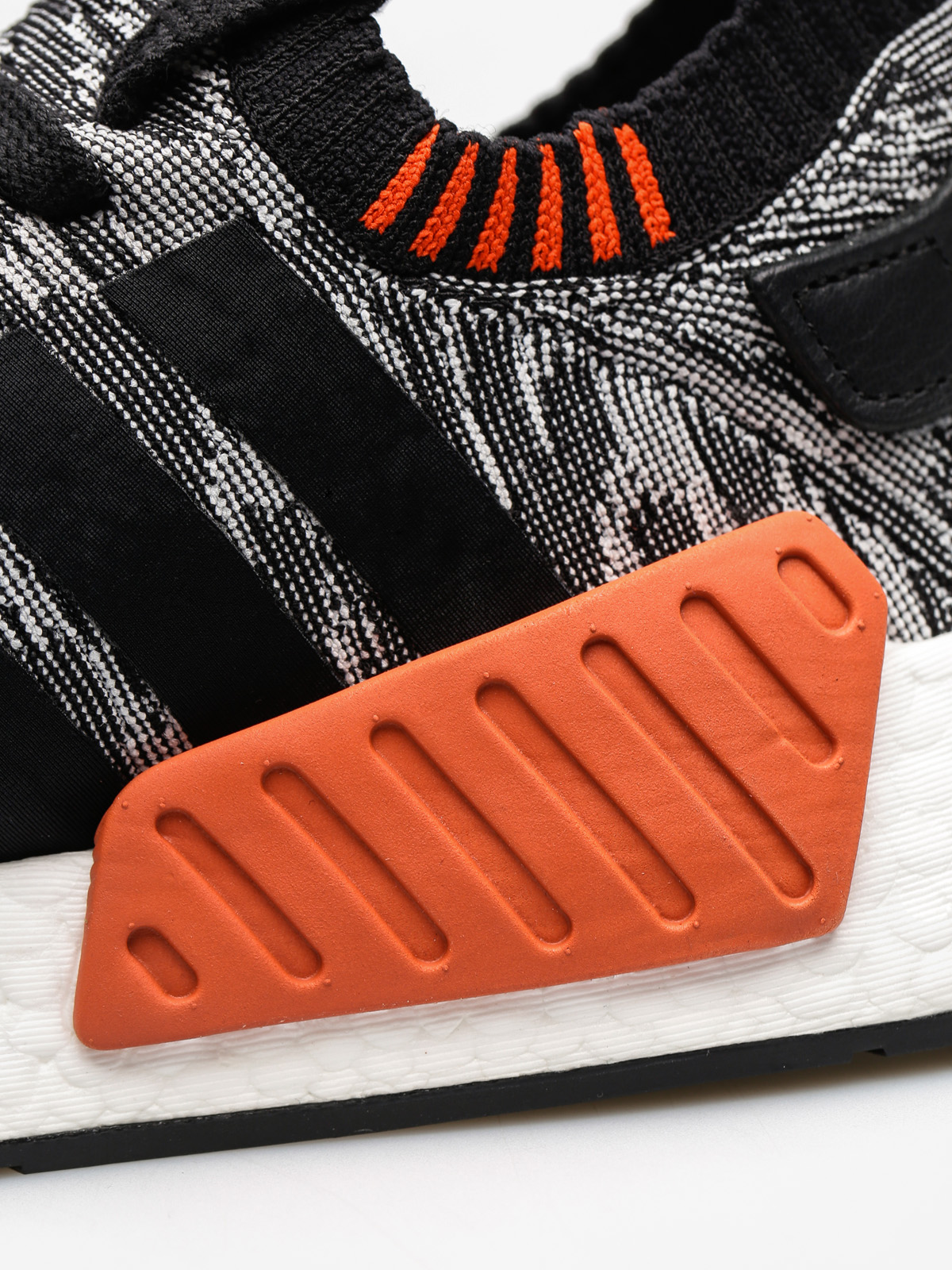 adidas Shoes Nmd R2 Pk (core black/core black/ftwr white)