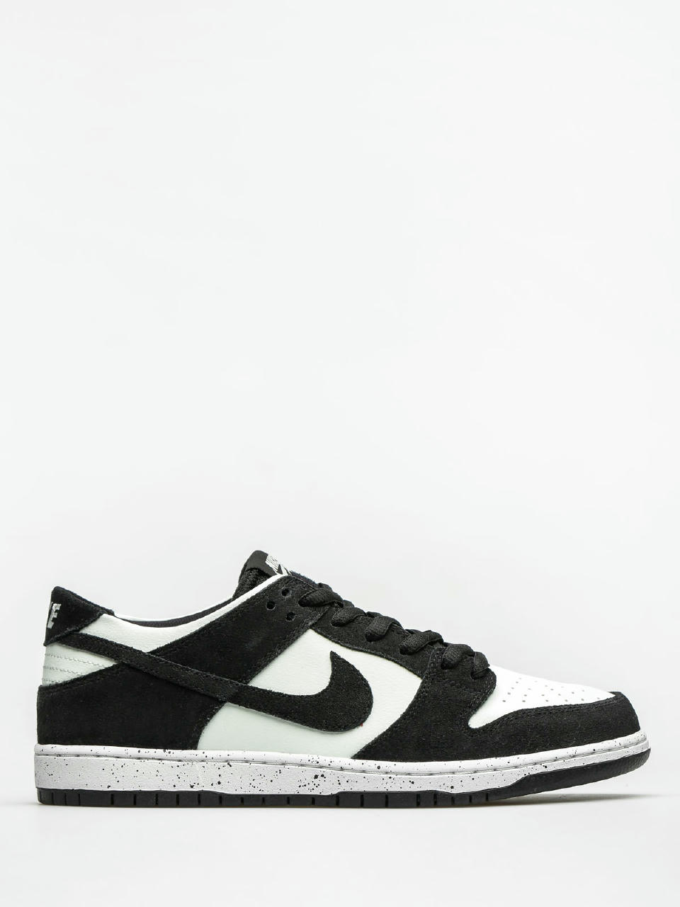 Nike SB Shoes Zoom Dunk Low Pro (black/black barely green white)