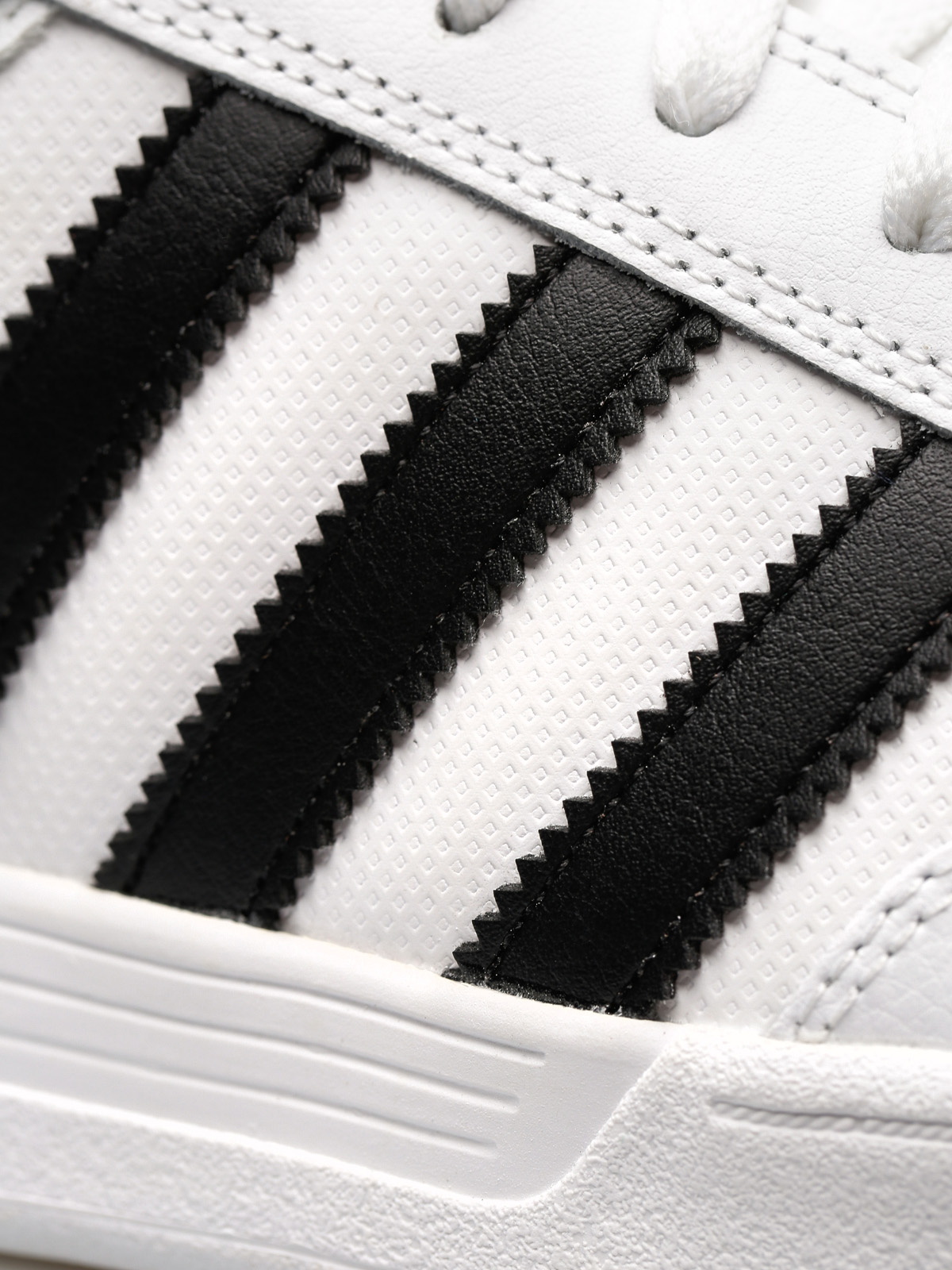 adidas Shoes Varial Low (ftwr white/core black/ftwr white)