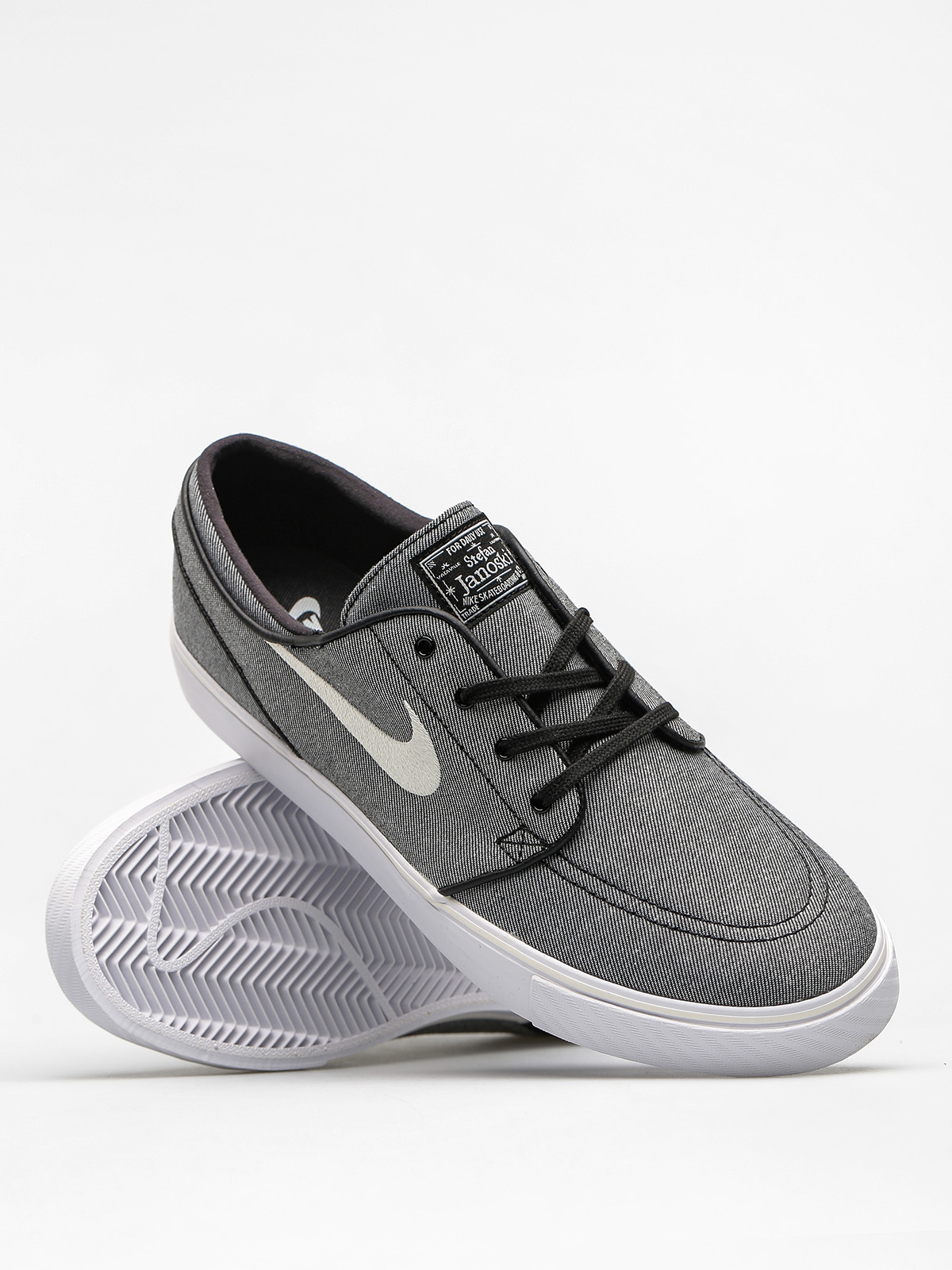 nike sb canvas black