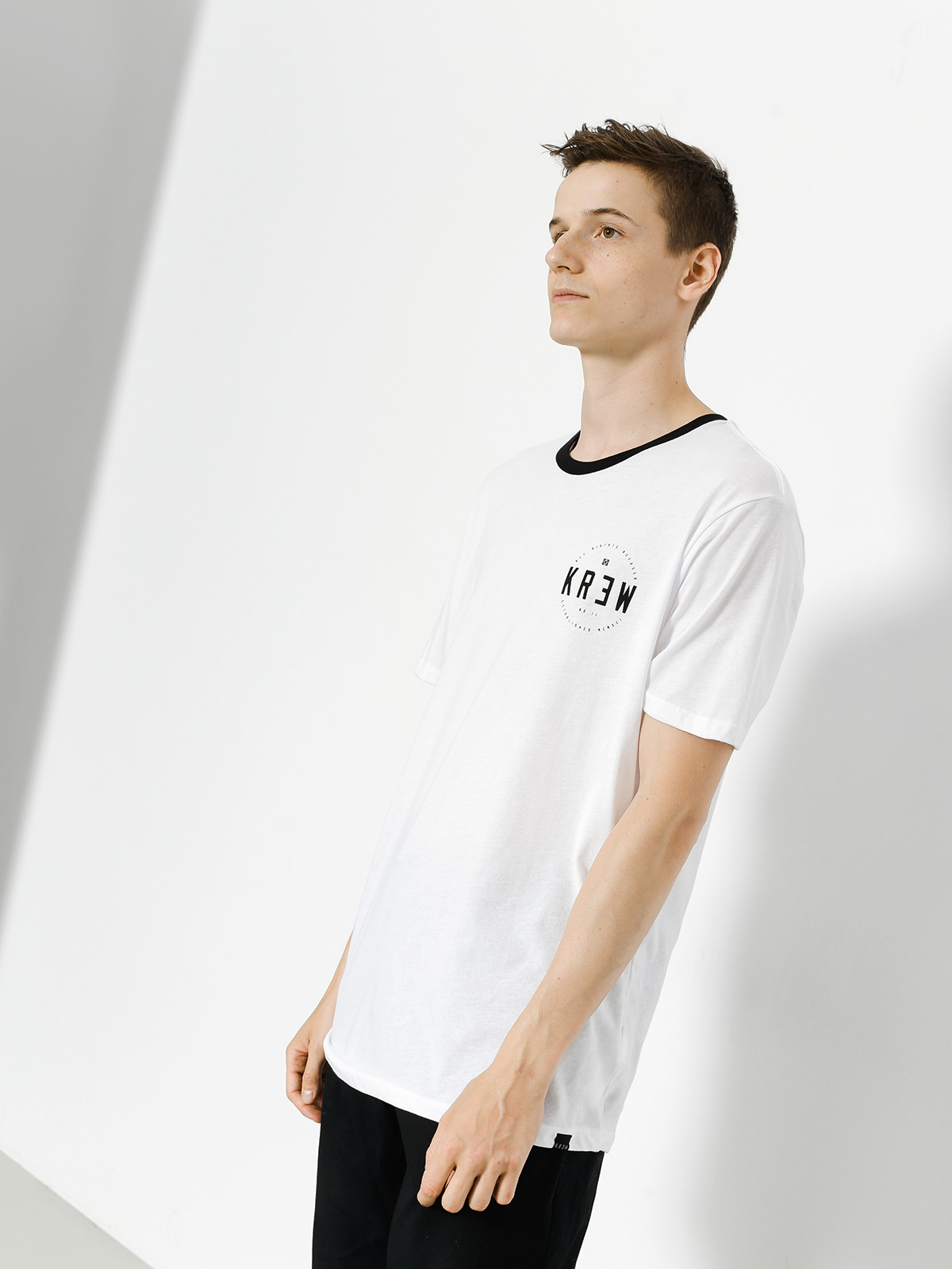 Kr3w T-shirt Lock Seal (white/black)