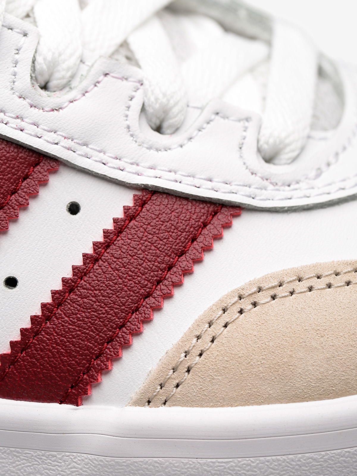 adidas Schuhe Busenitz Vulc Rx (ftwr white/collegiate burgundy/bluebird)