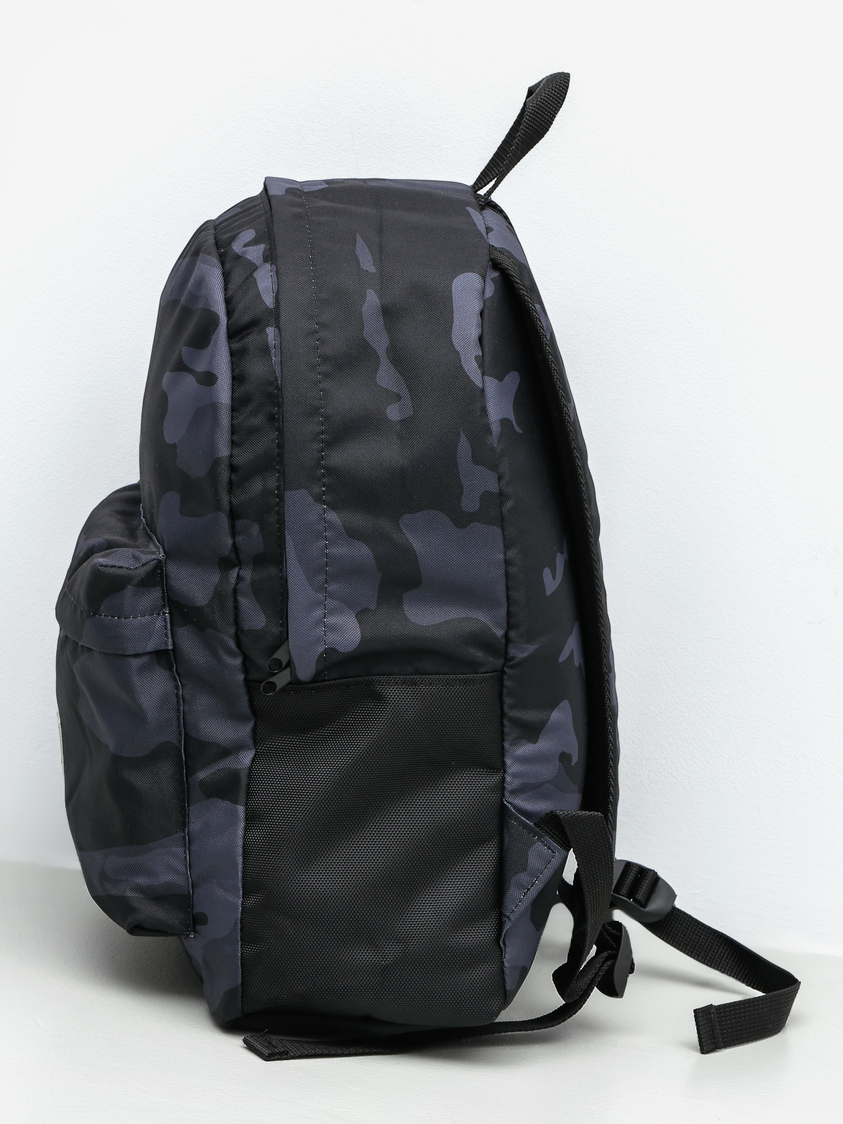 MassDnm Backpack Base (black camo)