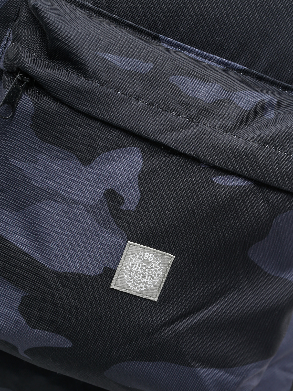 MassDnm Backpack Base (black camo)