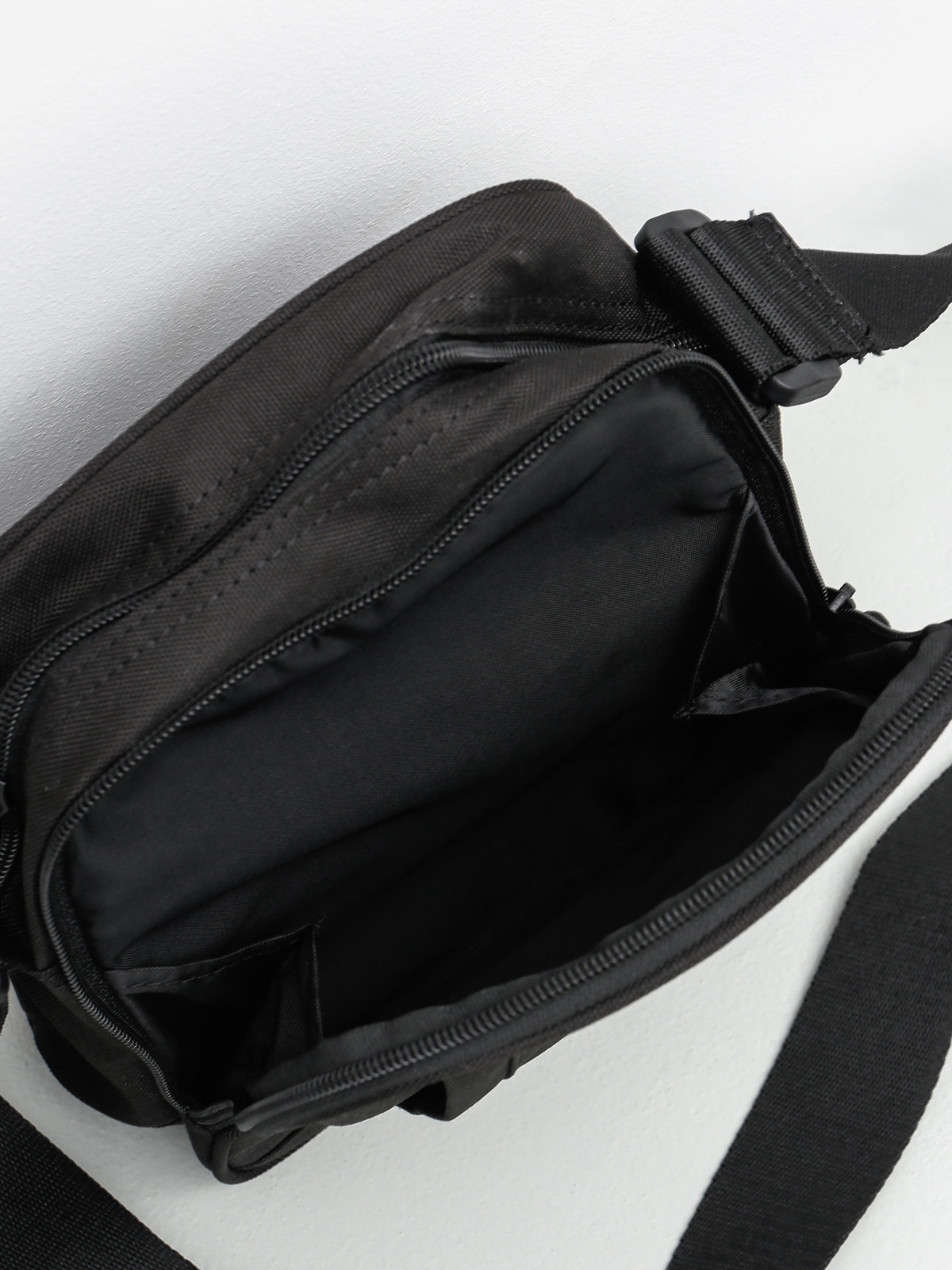 Converse Bag Poly Cross Body (black)
