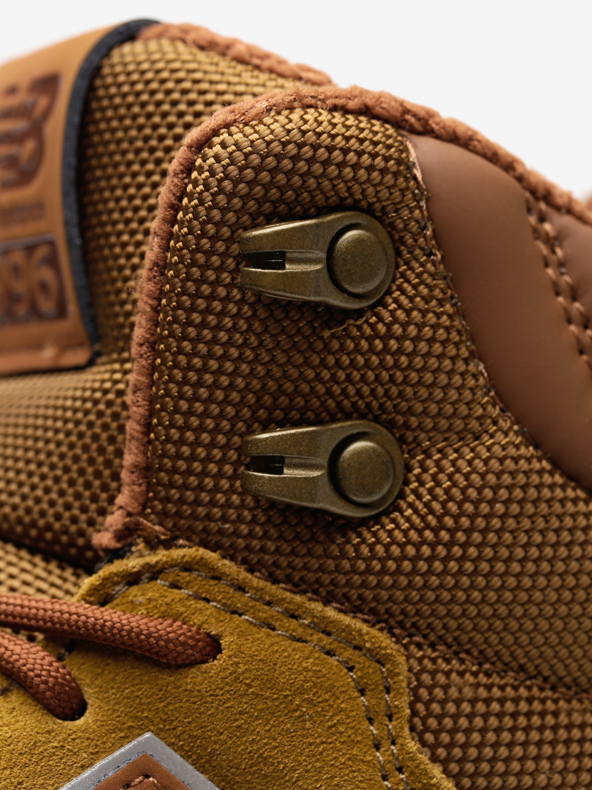 New Balance Shoes 996 (camel)