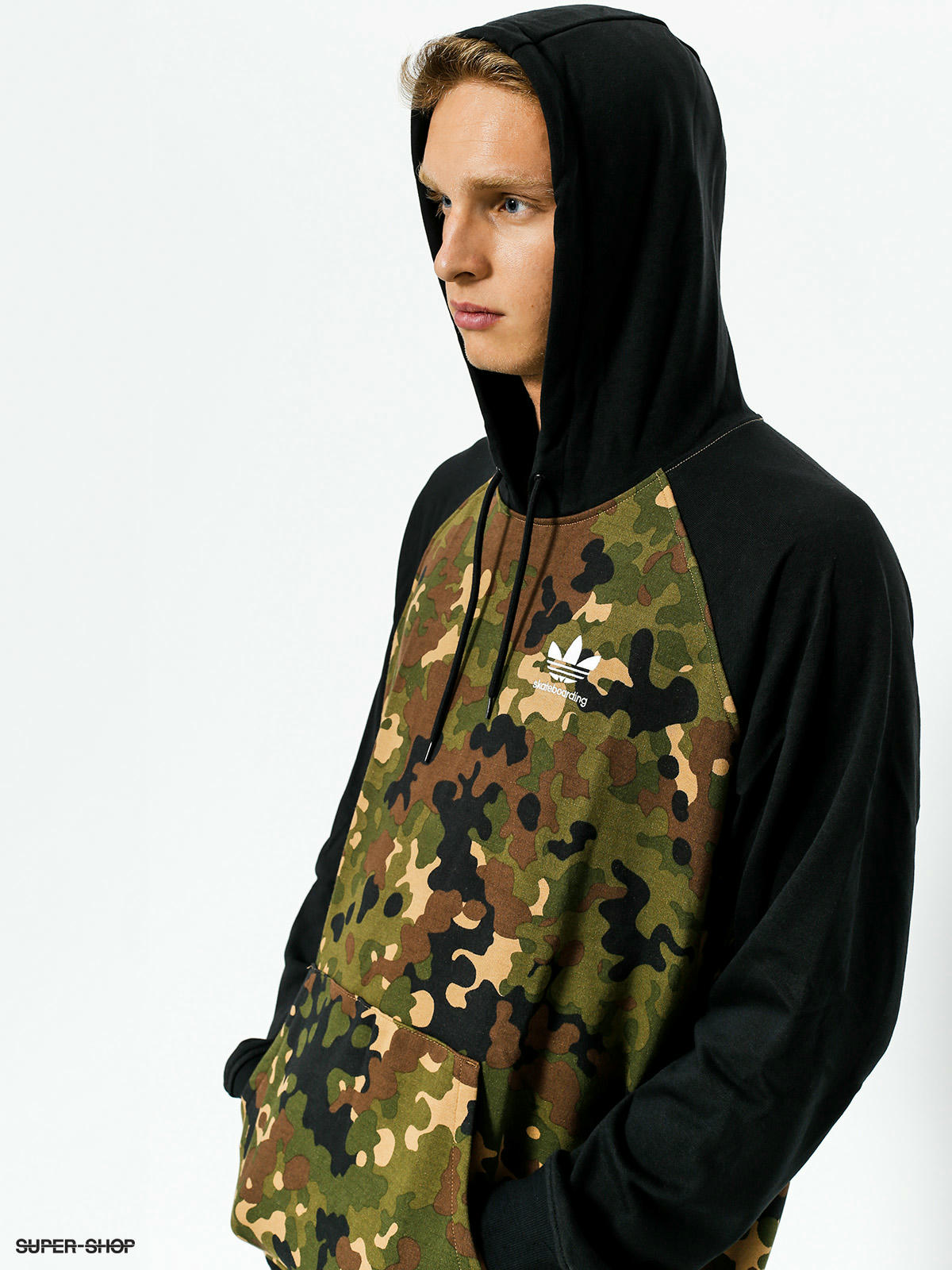 camouflage sweatshirt adidas