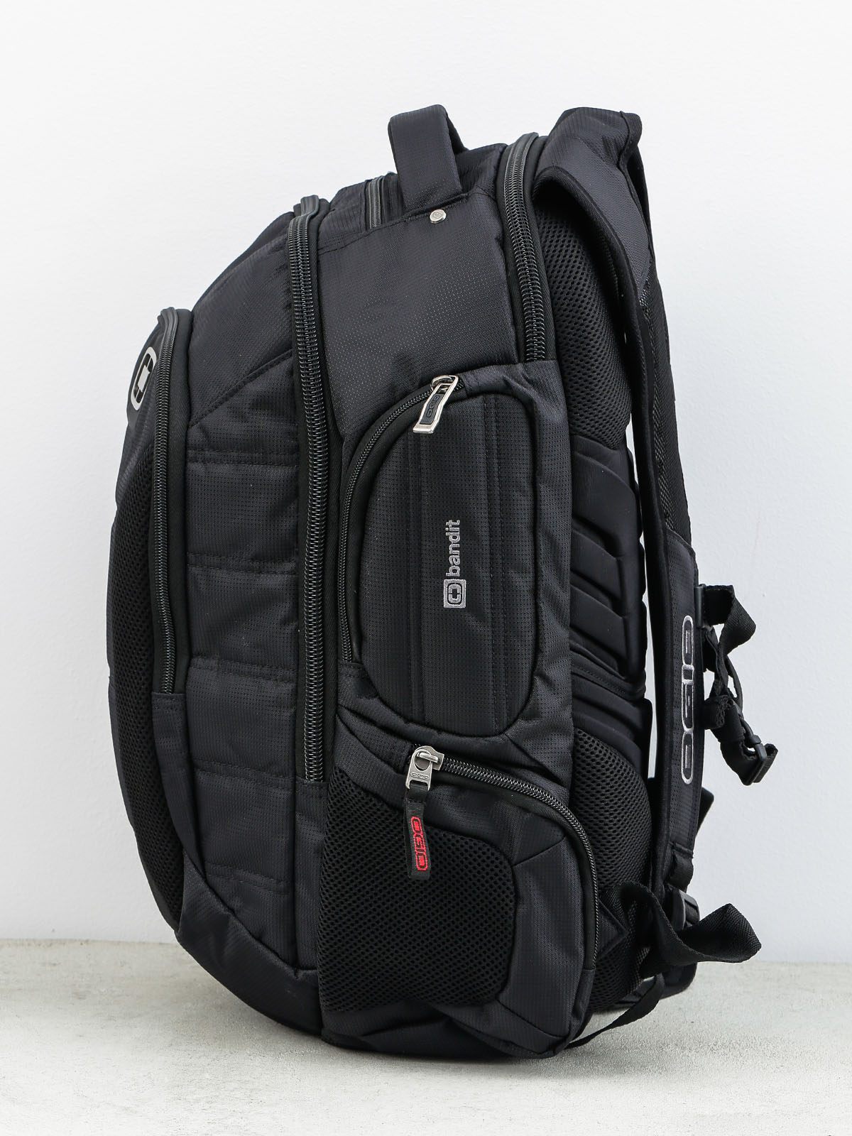 Ogio backpack Bandit 17 (black)