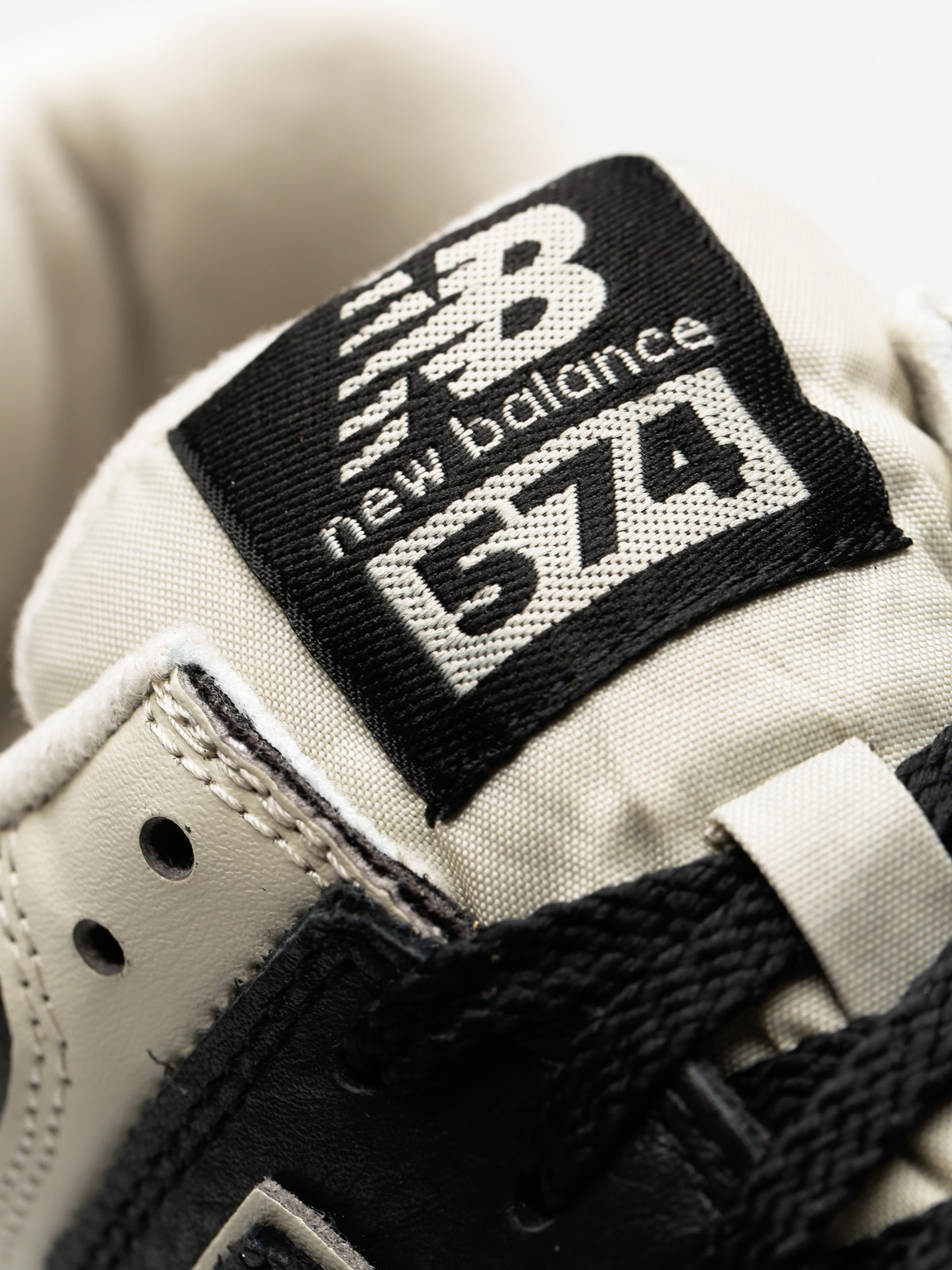 New Balance Shoes 574 (luc)