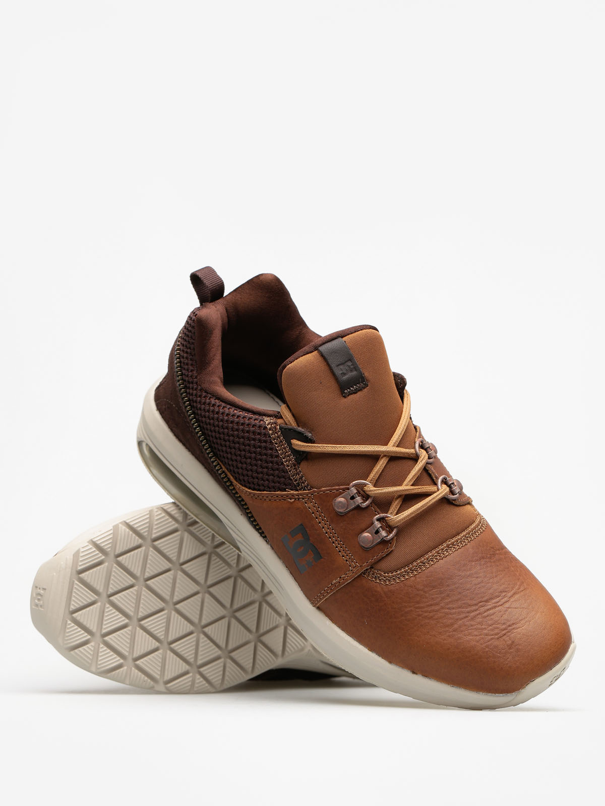 DC Shoes Heathrow Ia Lx (brown/dark chocolate)